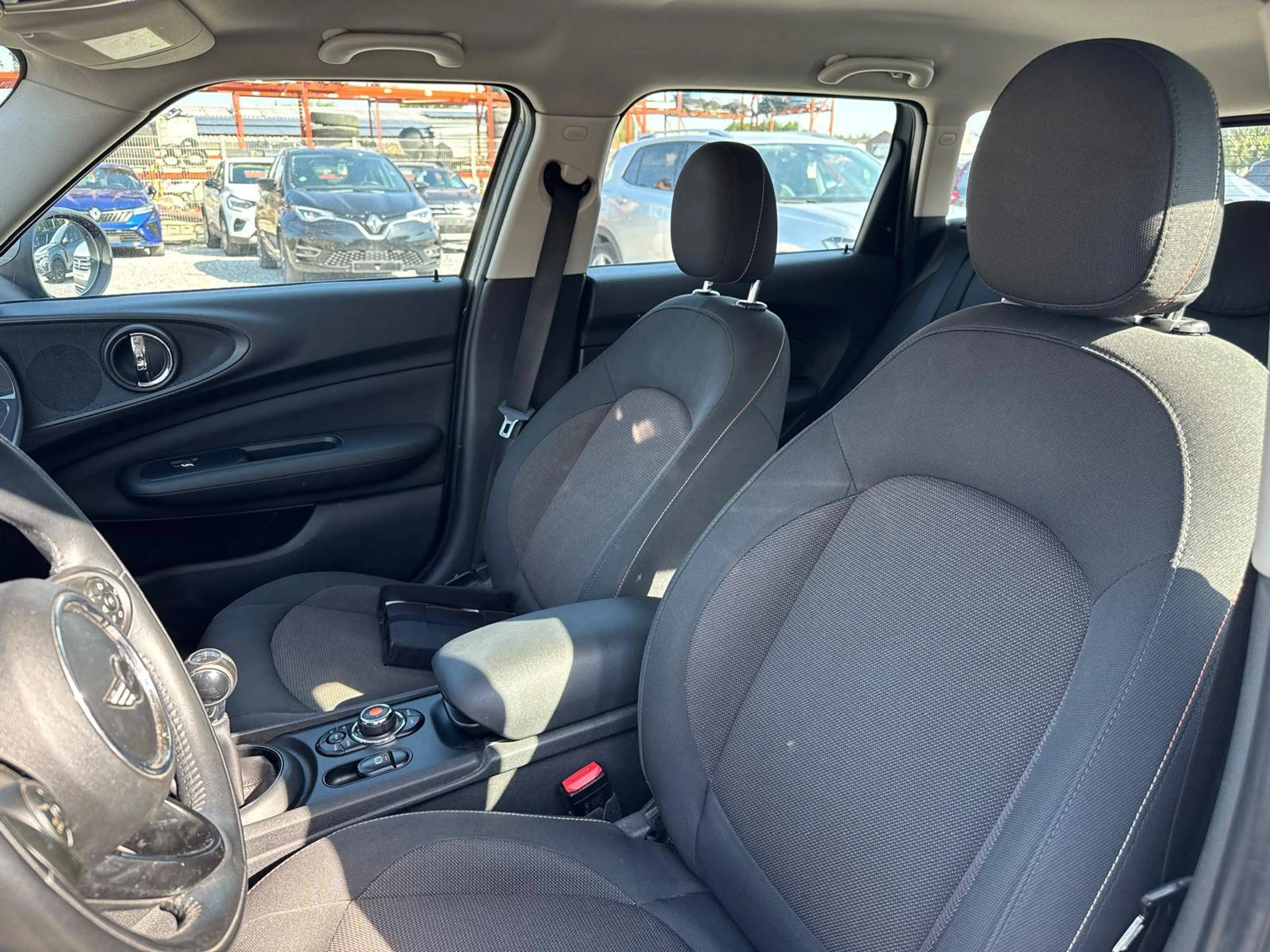 MINI Cooper D Clubman Clubman 1.5 D Cooper — photo 12