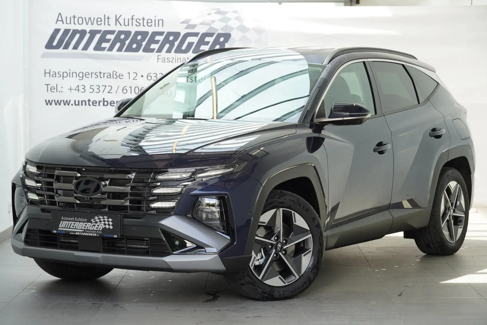 Hyundai TUCSON NX4 Comfort Line 1,6 T-GDi PHEV 4WD AT Blau - 1