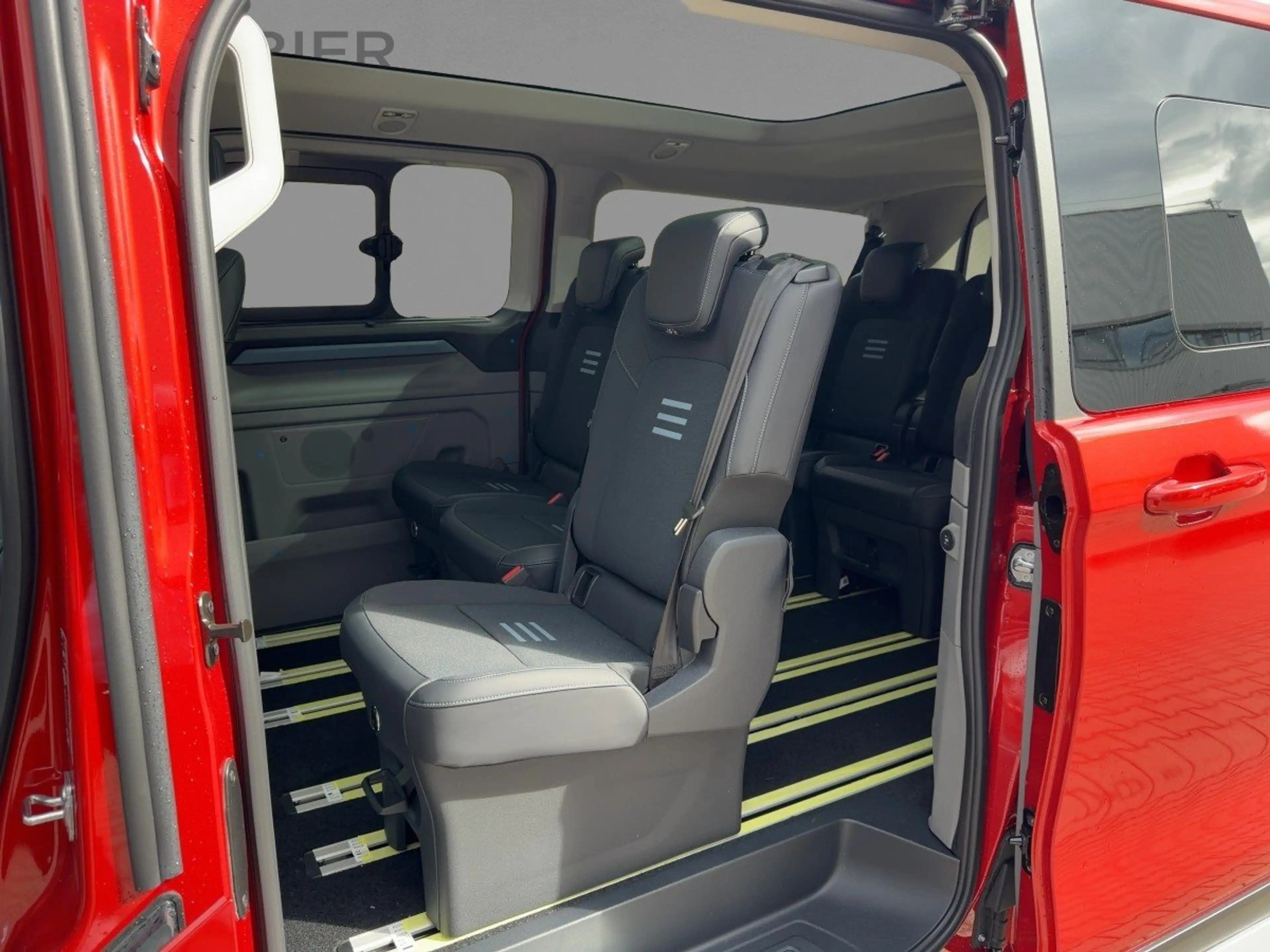 Ford Tourneo Custom Bus 340 L2 Active 171 kW 360-CAM — photo 10