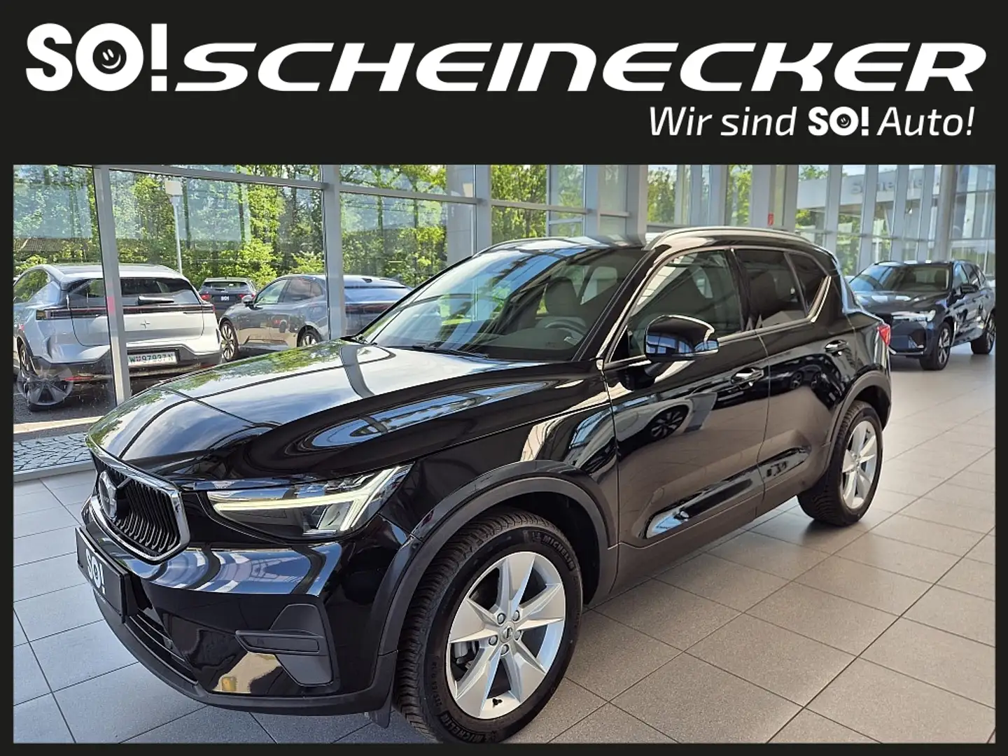 Volvo XC40 T2 Core Aut. Schwarz - 2