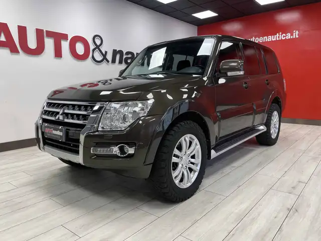 Mitsubishi Pajero 3.2 DI-D 16V AUTO 7 POSTI DPF