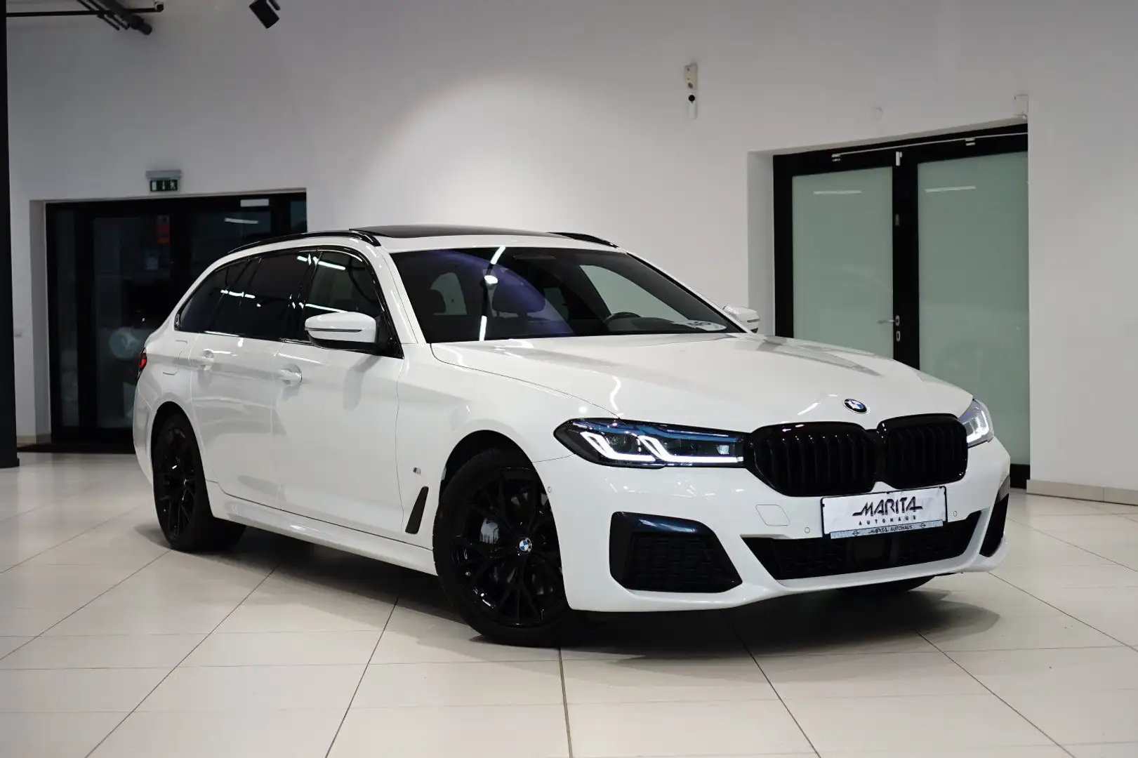 BMW 530 d|M-PAKET|HUD|H&K|KAMERA|PANO.|COCKPIT|LASER| Blanc - 1