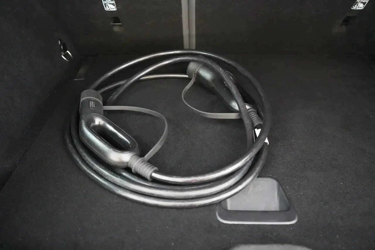 Volvo EX30 69 kWh Single Motor Ext. Range Core LED GPS CAM BL, миниатюра 25