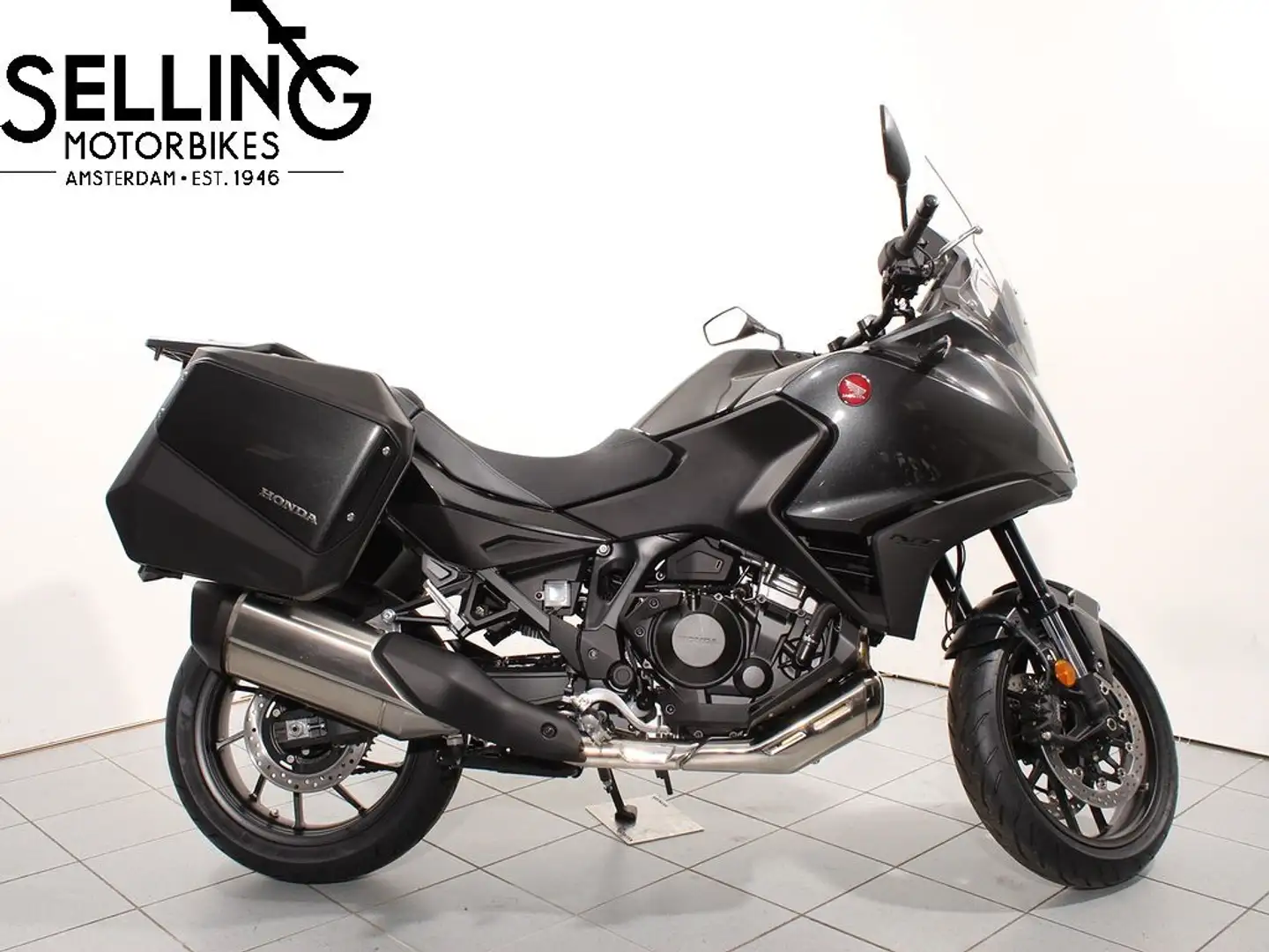 Honda NT 1100 NHC52 Gunmetal Black Metallic Zwart - 1