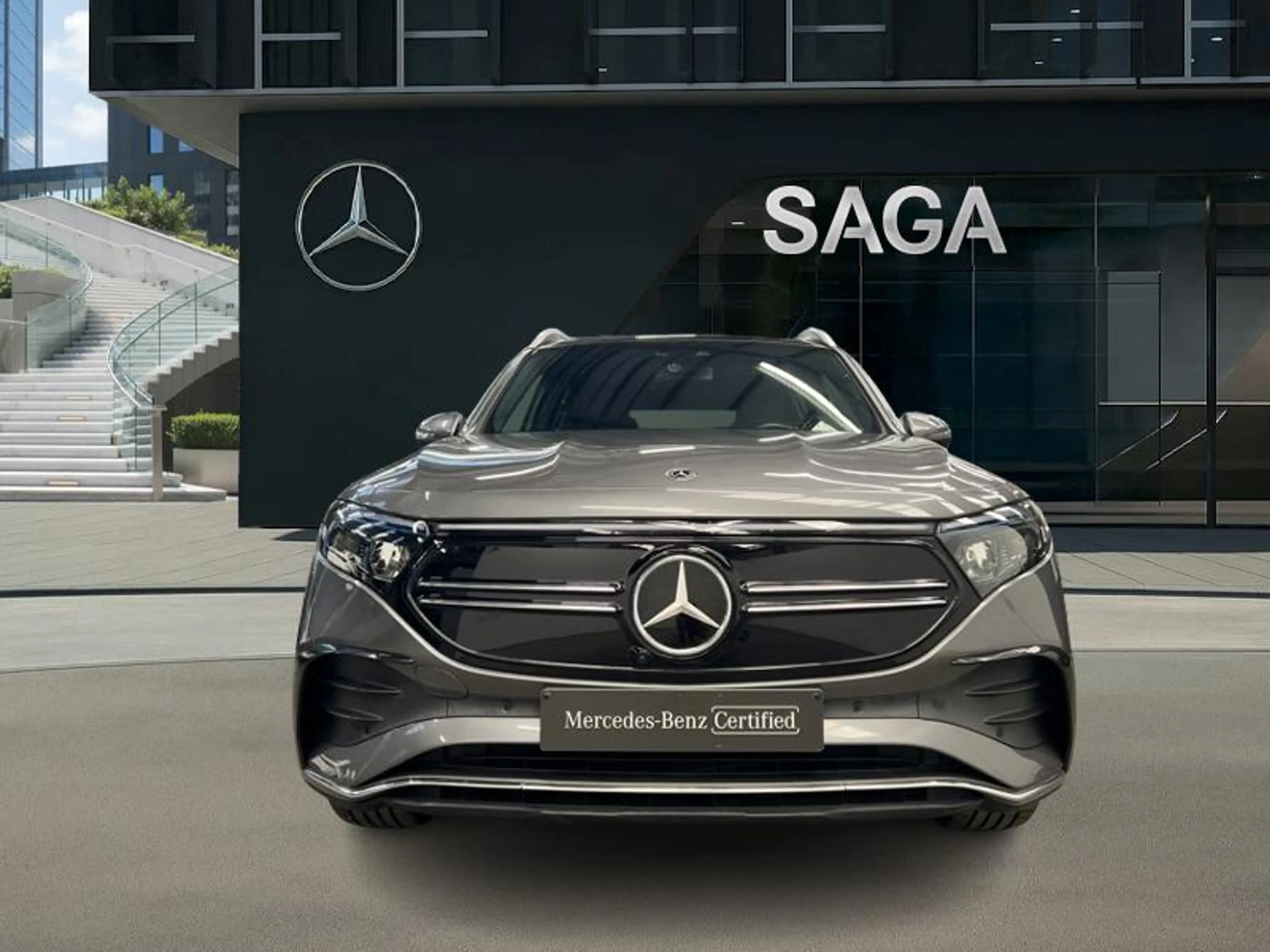 Mercedes-Benz EQB 300 4MATIC AMG Line 7 places — photo 6