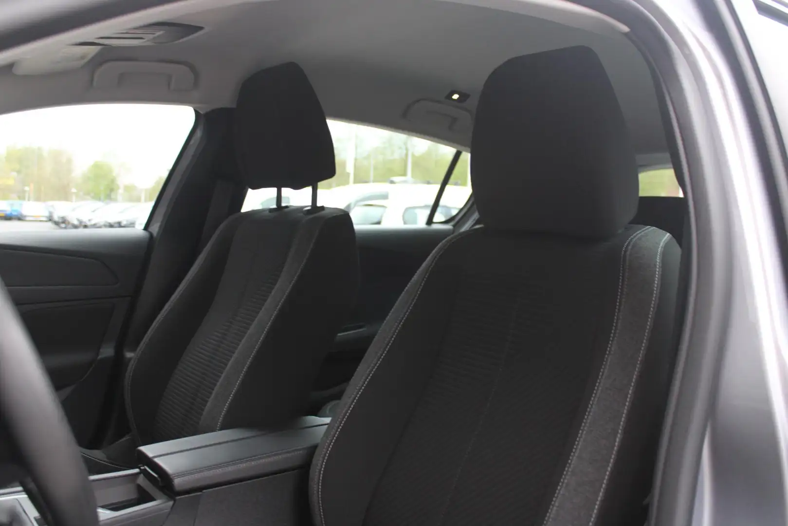 Peugeot 308 1.2 110PK ACTIVE PACK BUSINESS | NAVIGATIE | PARKE Grijs - 2