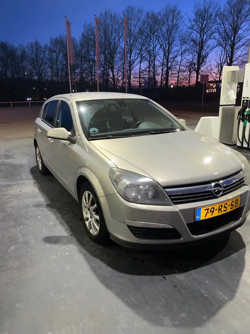 Opel Astra 1.6 TWINPORT | Trekhaak | APK tot 15-02-2025 Bej - 1