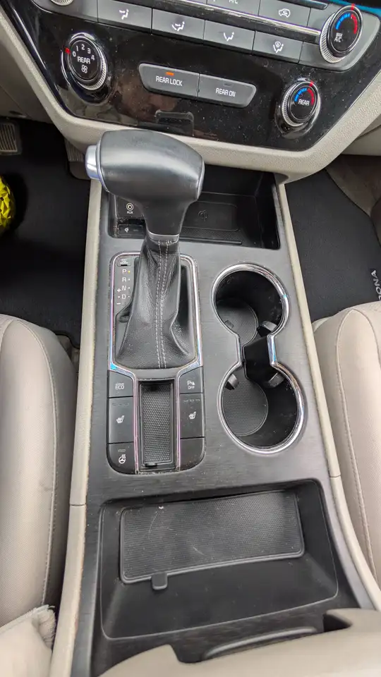 Kia Sedona снимка Kia Sedona