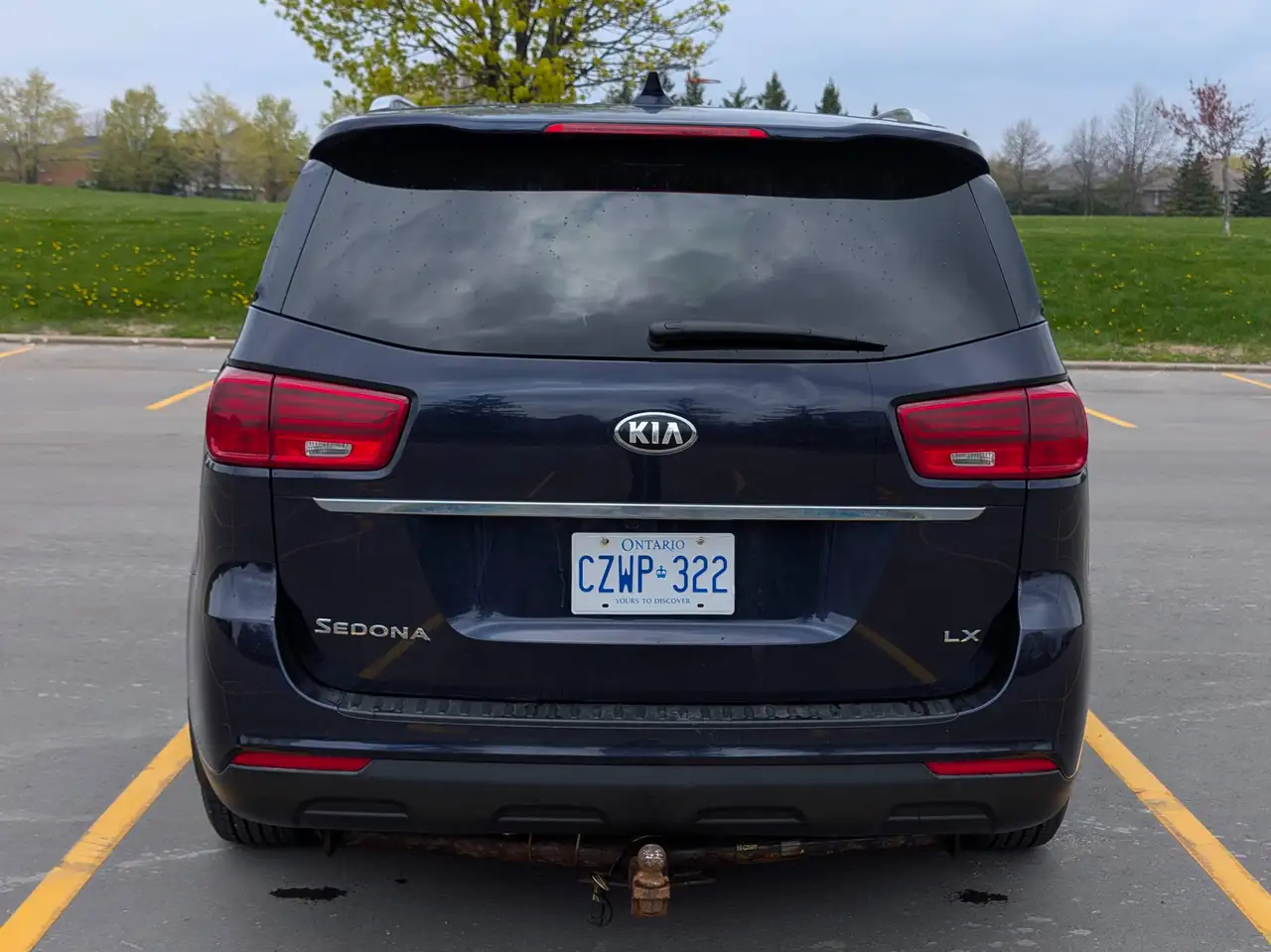 Kia Sedona снимка Kia Sedona