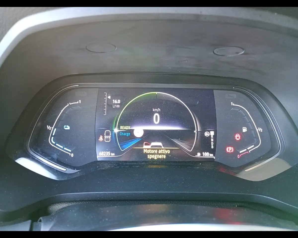 Renault Captur 1.6 E-Tech full hybrid Techno 145cv 17