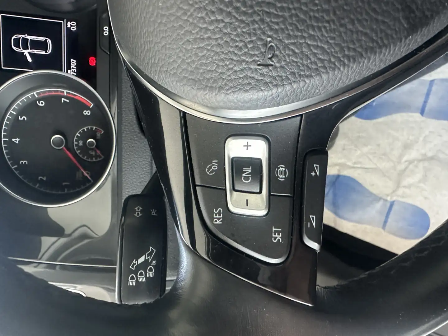 Volkswagen Golf 1.0 TSI 115 BVM6 Trendline Business - 2