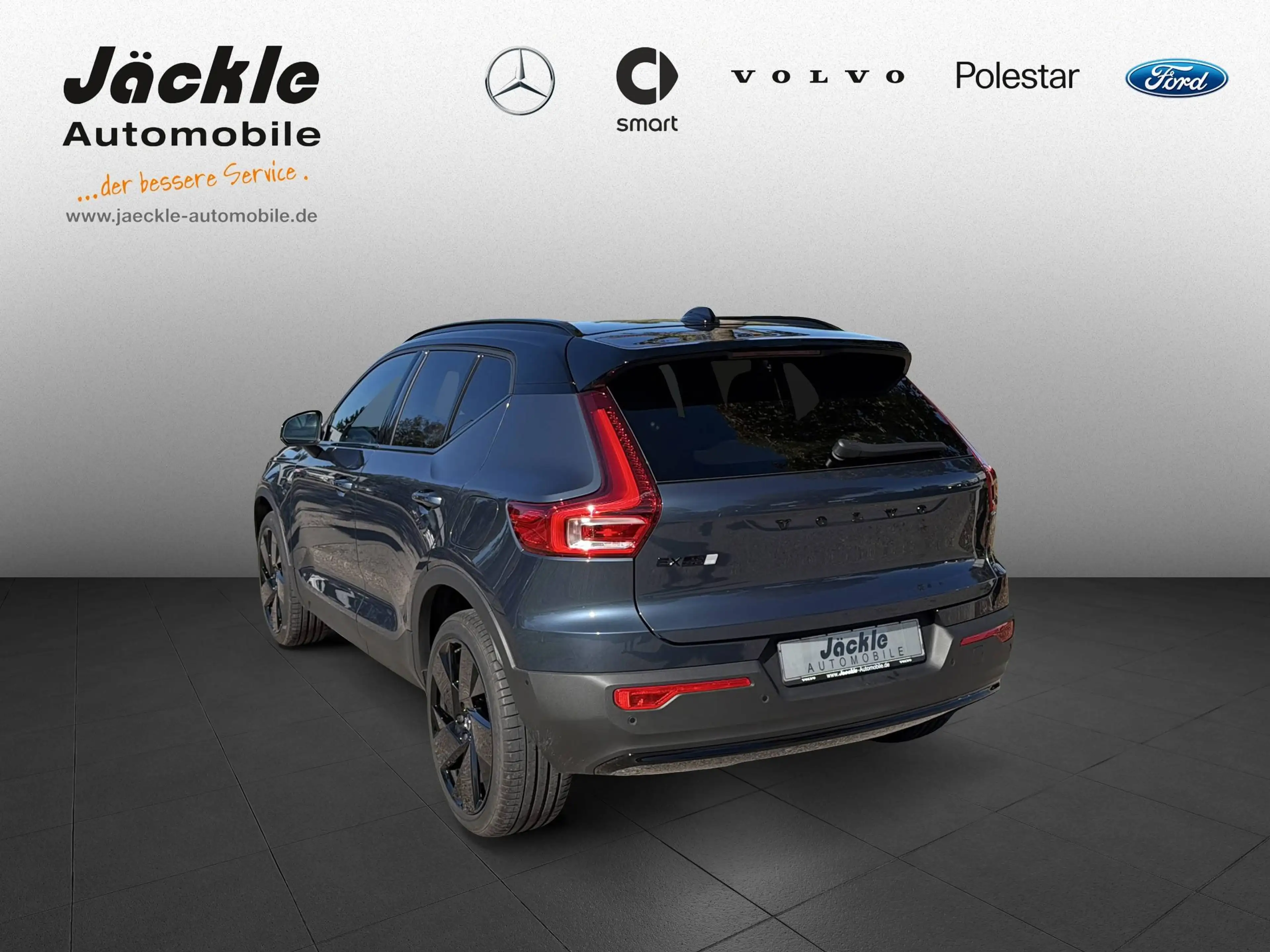 Volvo EX40 185 kW Single Motor Extended Range RWD Plus Black Edition — photo 5