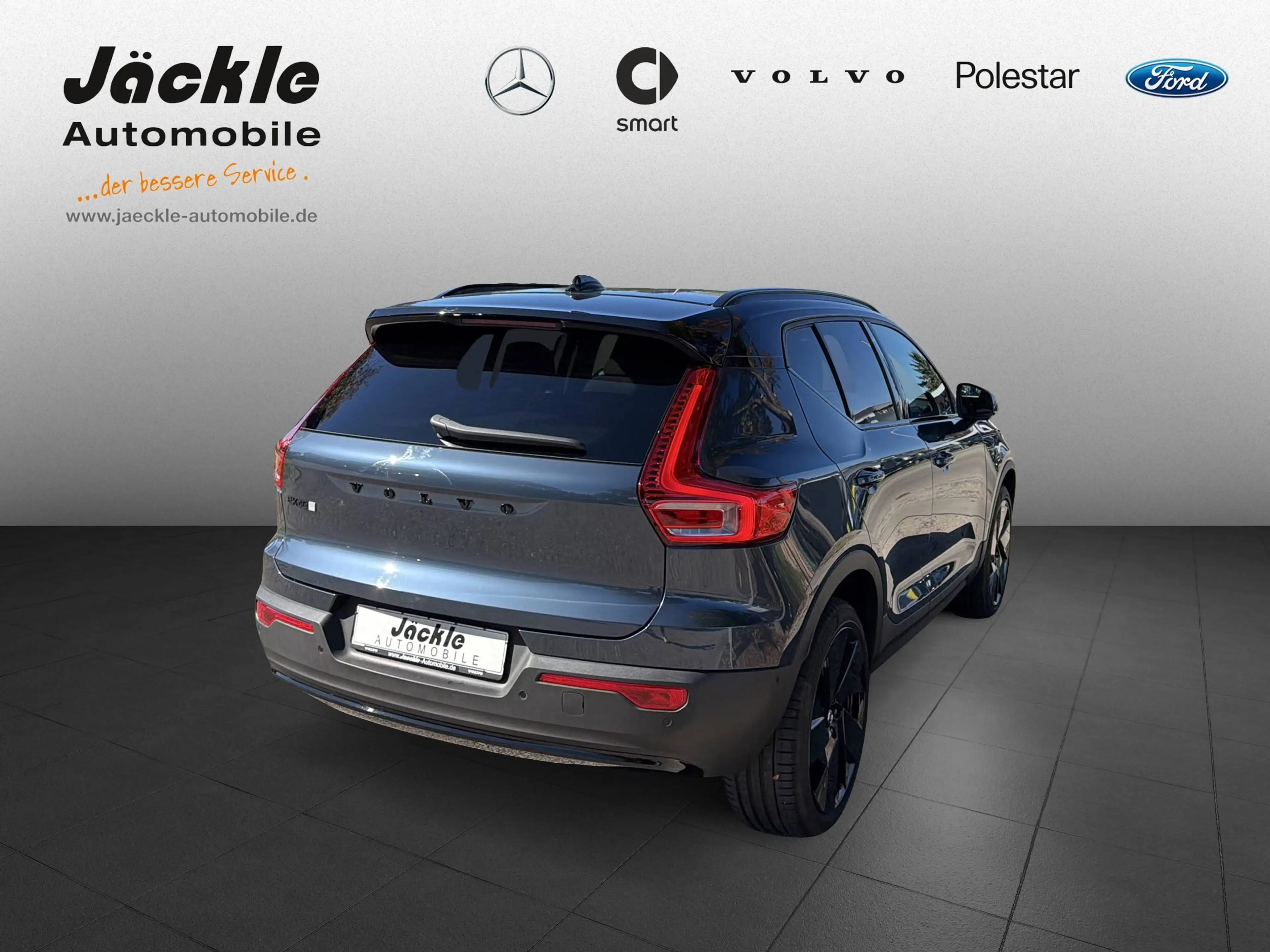 Volvo EX40 185 kW Single Motor Extended Range RWD Plus Black Edition — photo 6
