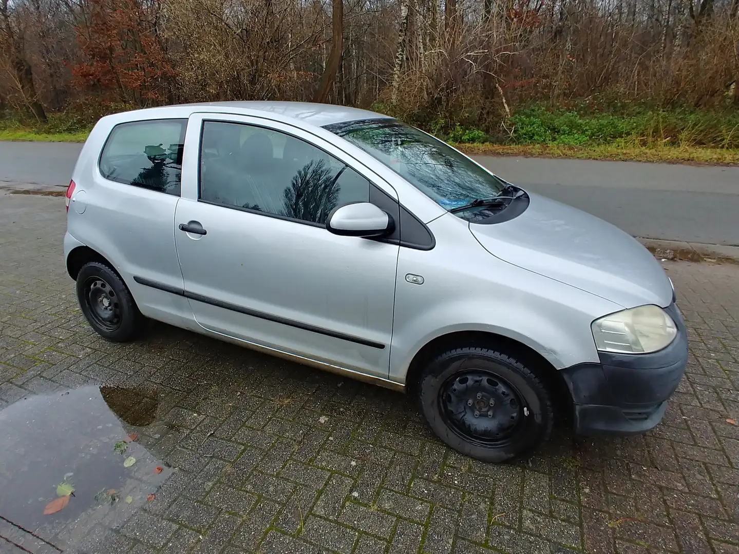 Volkswagen Fox Fox 1.2 Stříbrná - 2