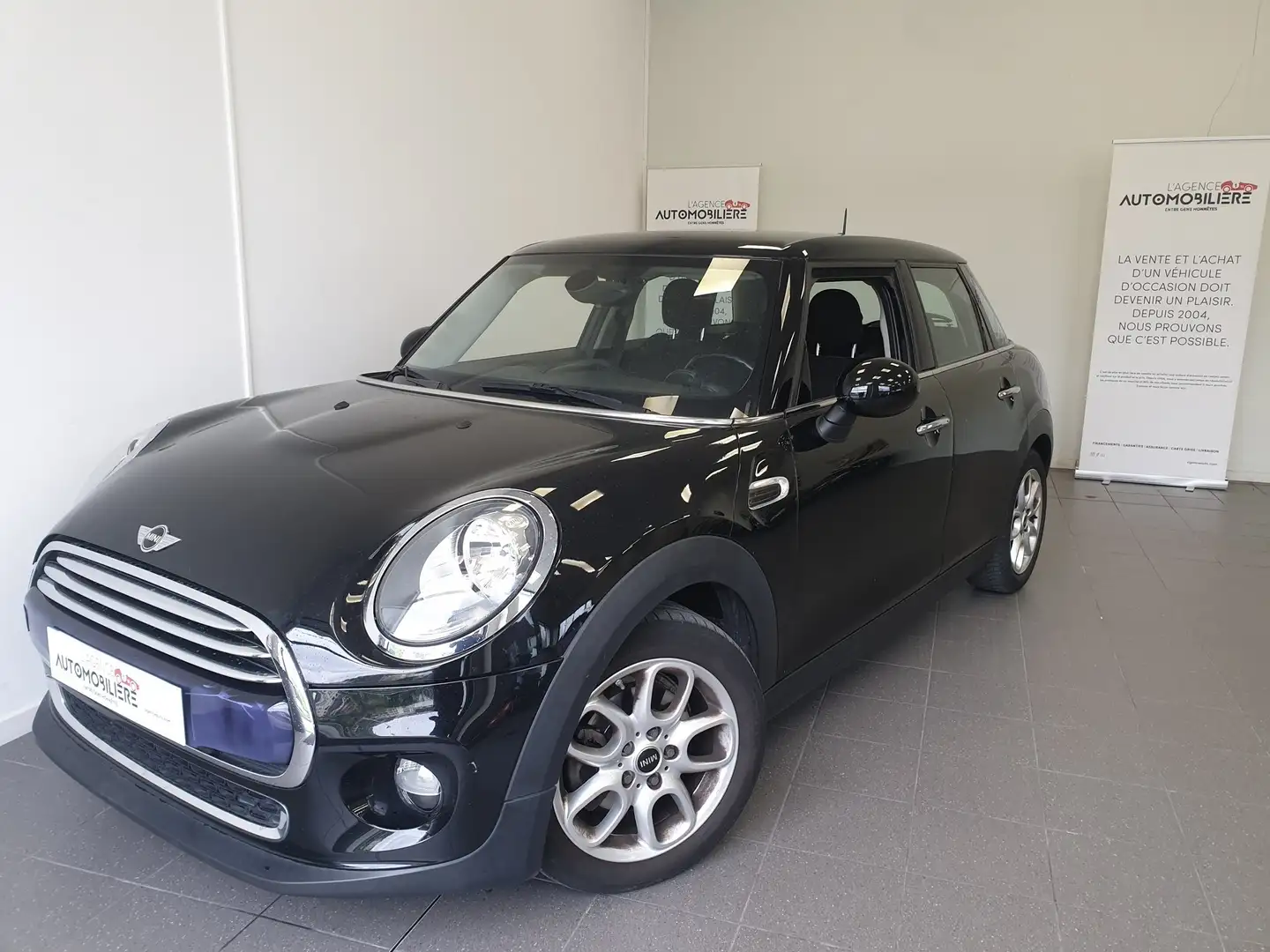 MINI Cooper Hatch 5 Portes Cooper 136 ch Finition Chili Noir - 1