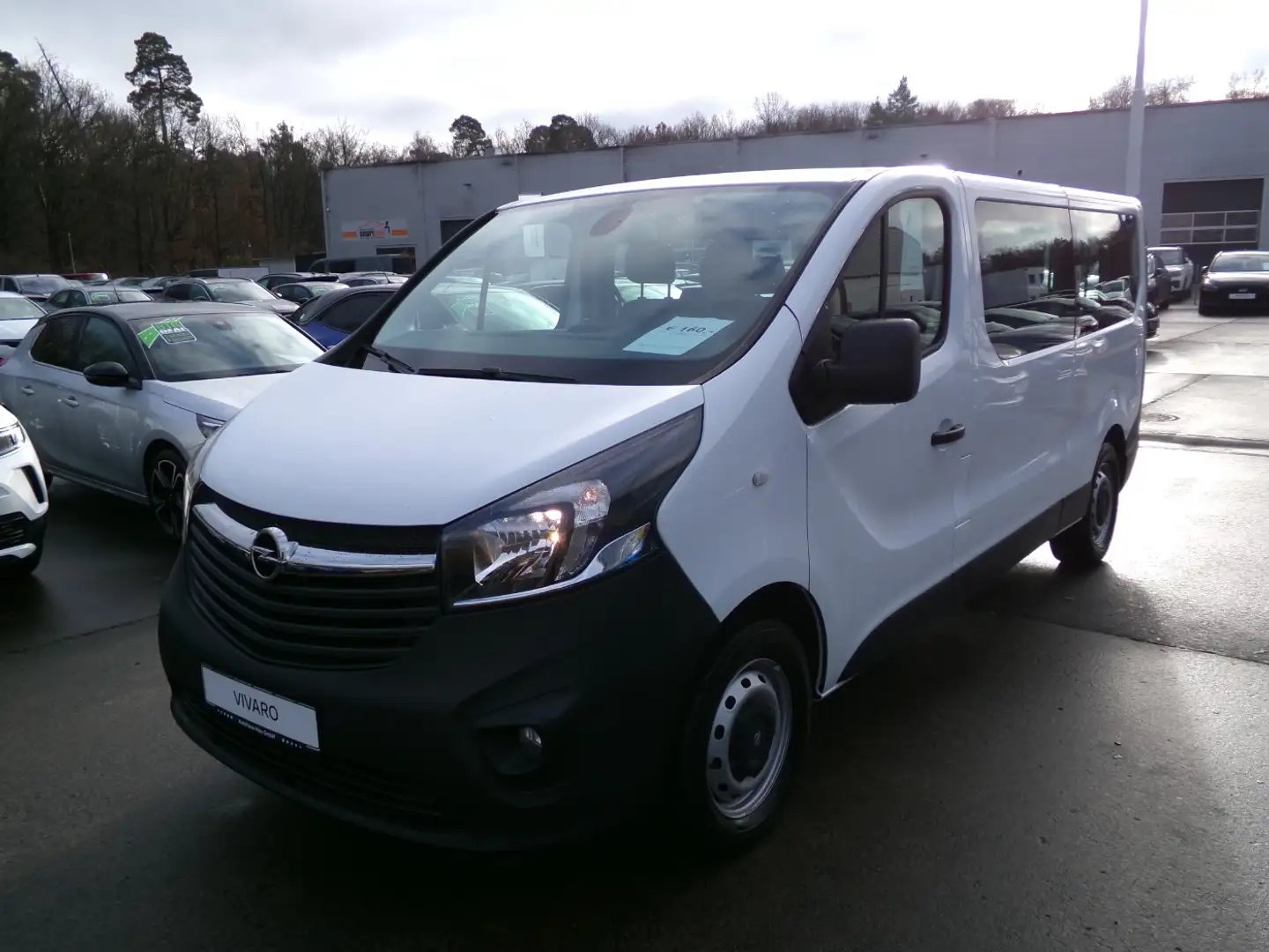 Opel Vivaro B Kombi 1.6 CDTI 9-Sitze L2H1 2,9t Weiß - 2