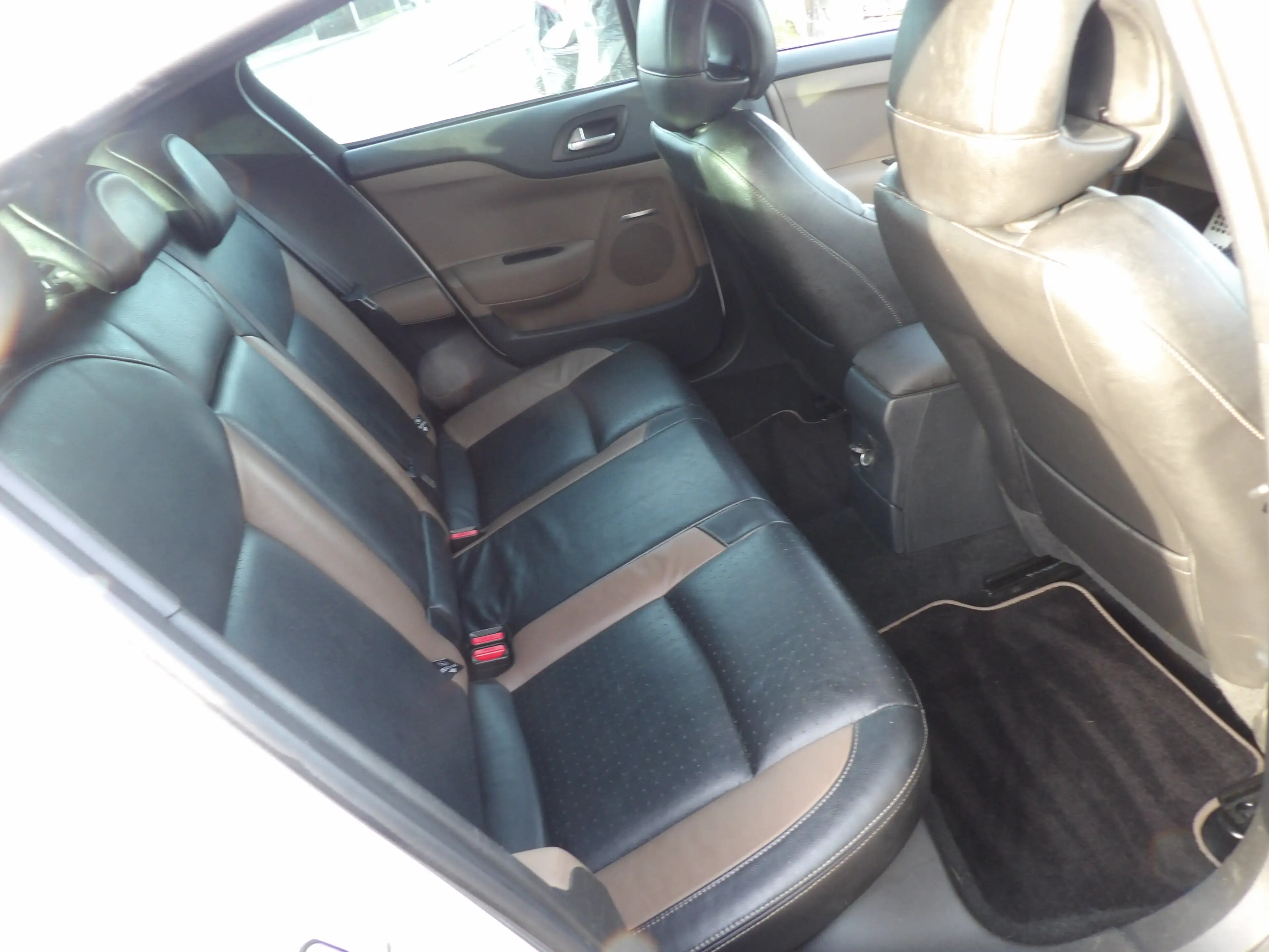 Citroen DS4 SportChic Navi PDC Leder Alu. Sitzh. HU AU Neu — photo 12