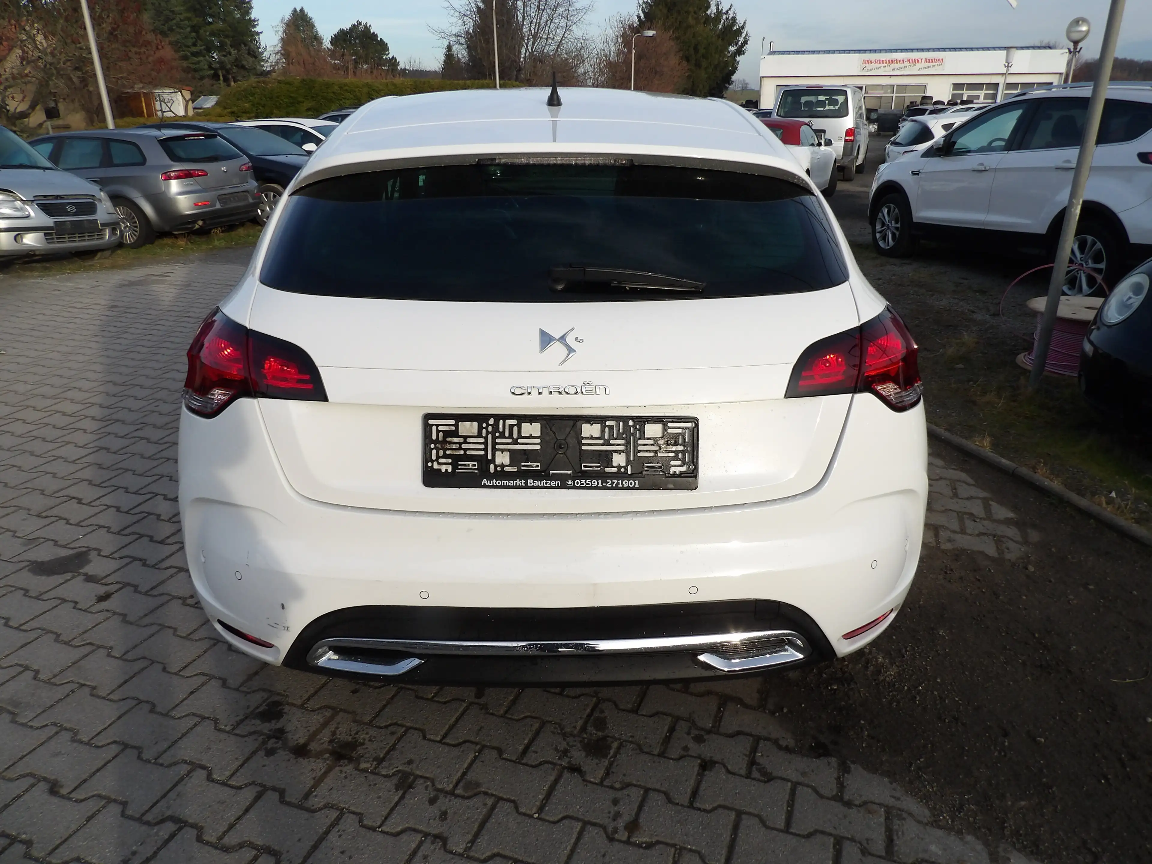 Citroen DS4 SportChic Navi PDC Leder Alu. Sitzh. HU AU Neu — photo 3