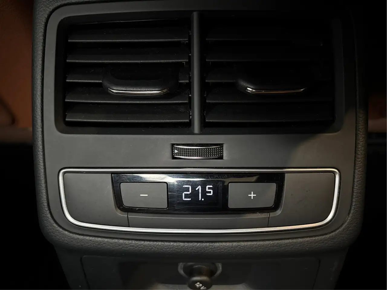 Audi A4 снимка Audi A4
