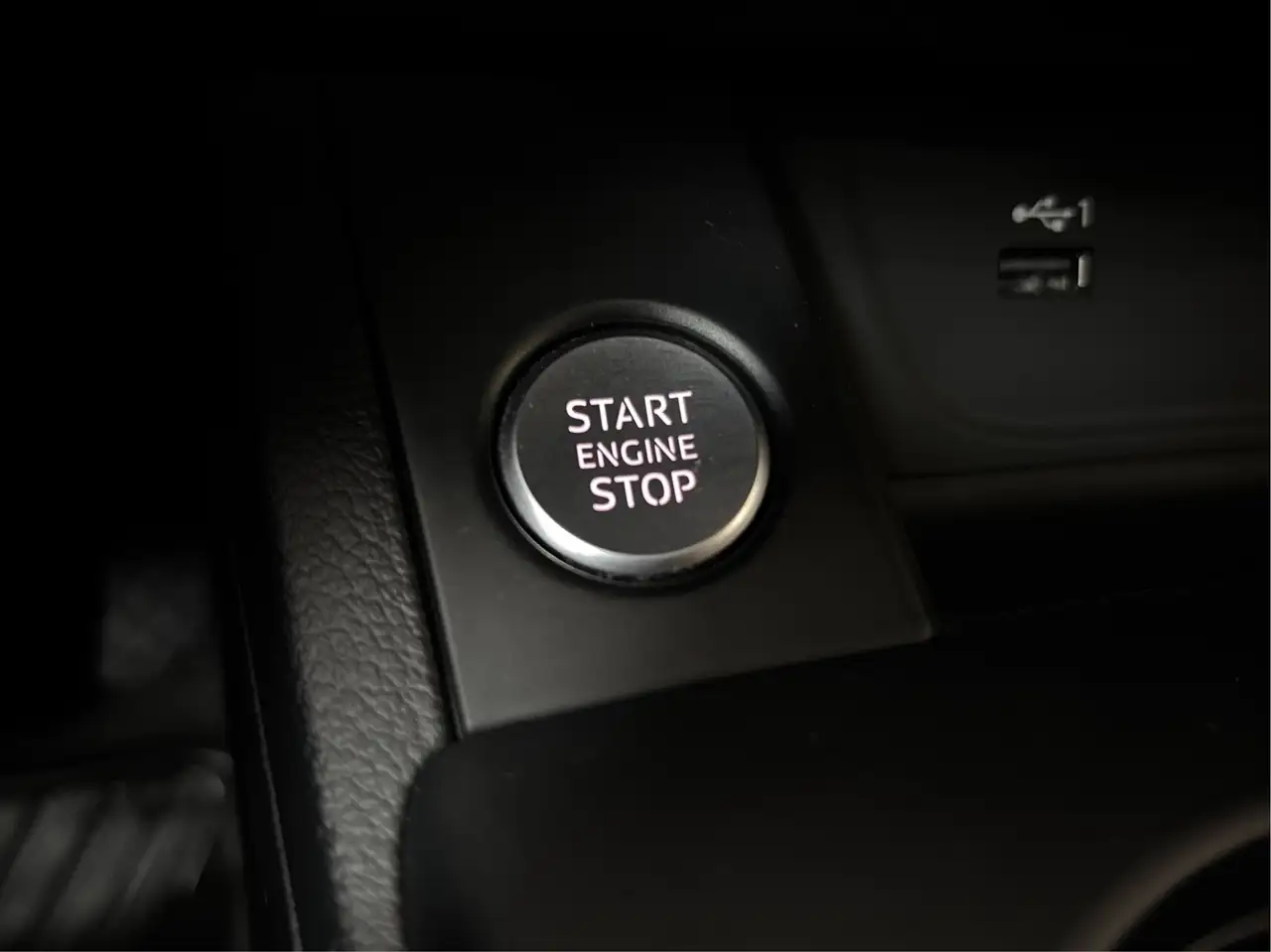 Audi A4 снимка Audi A4