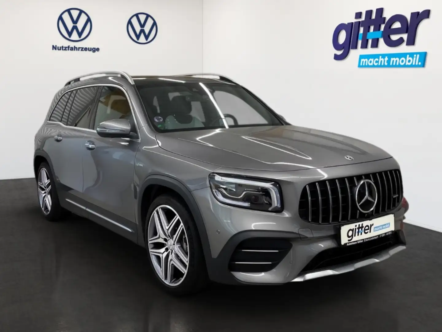 Mercedes-Benz GLB 35 AMG 4M PANNO MULTI LED 20'' STANDHEIZUNG Grau - 2