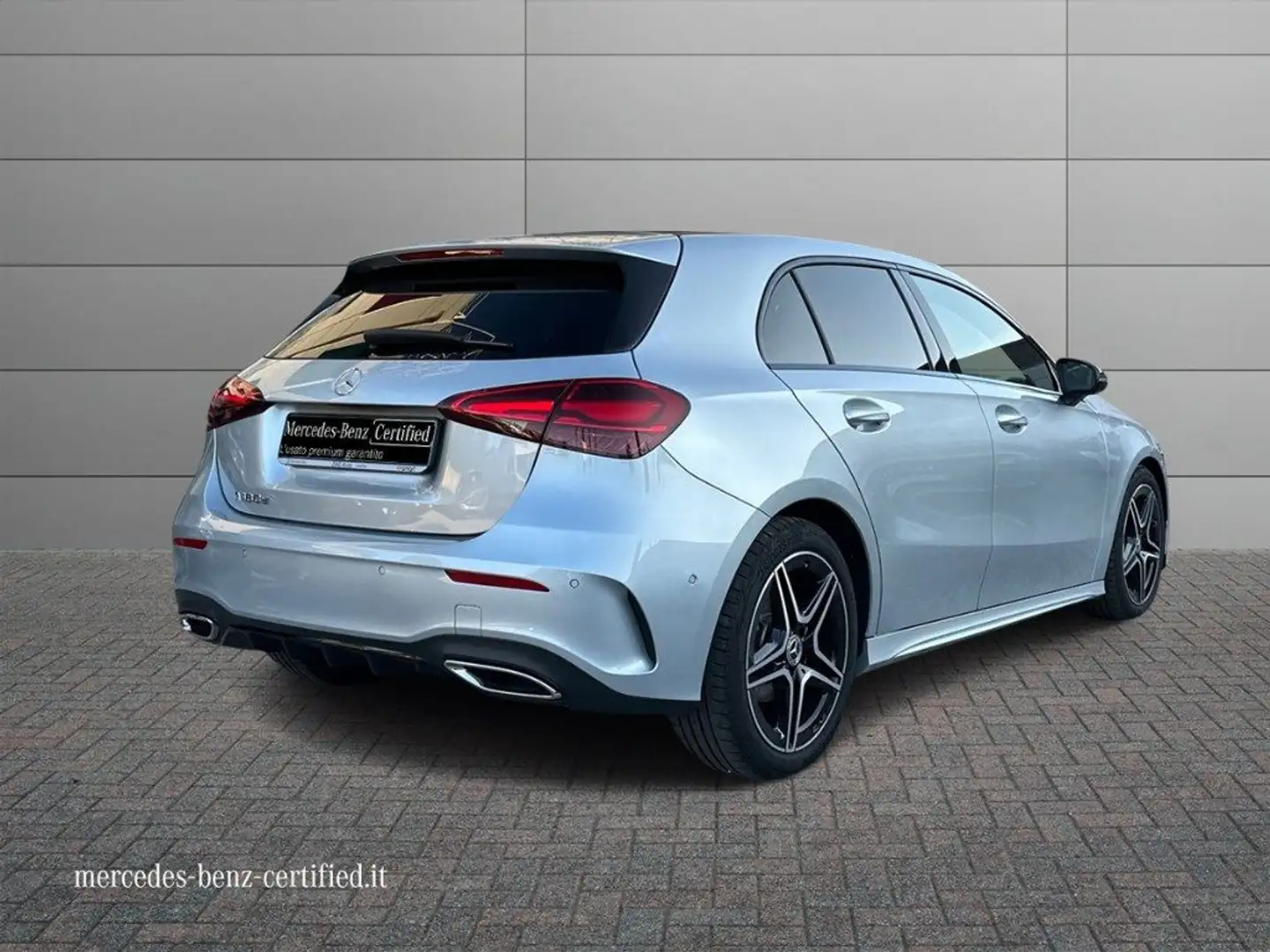 Mercedes-Benz A 180 d Automatic AMG Line Advanced Plus Argento - 2