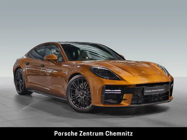 Porsche Panamera view 9