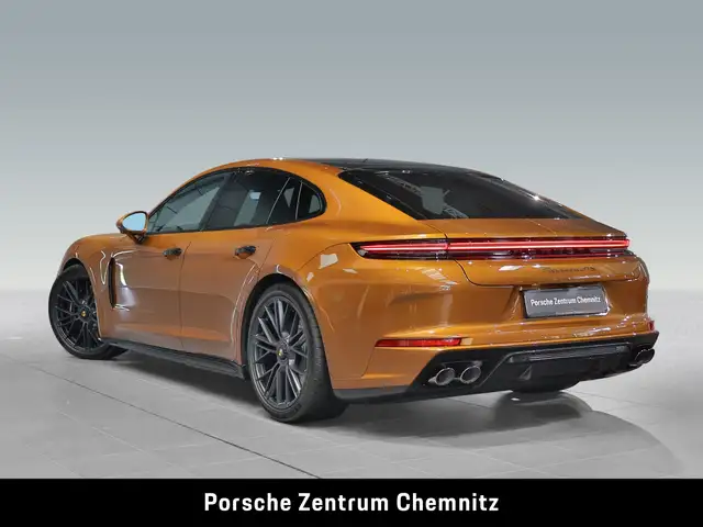 Porsche Panamera view 3