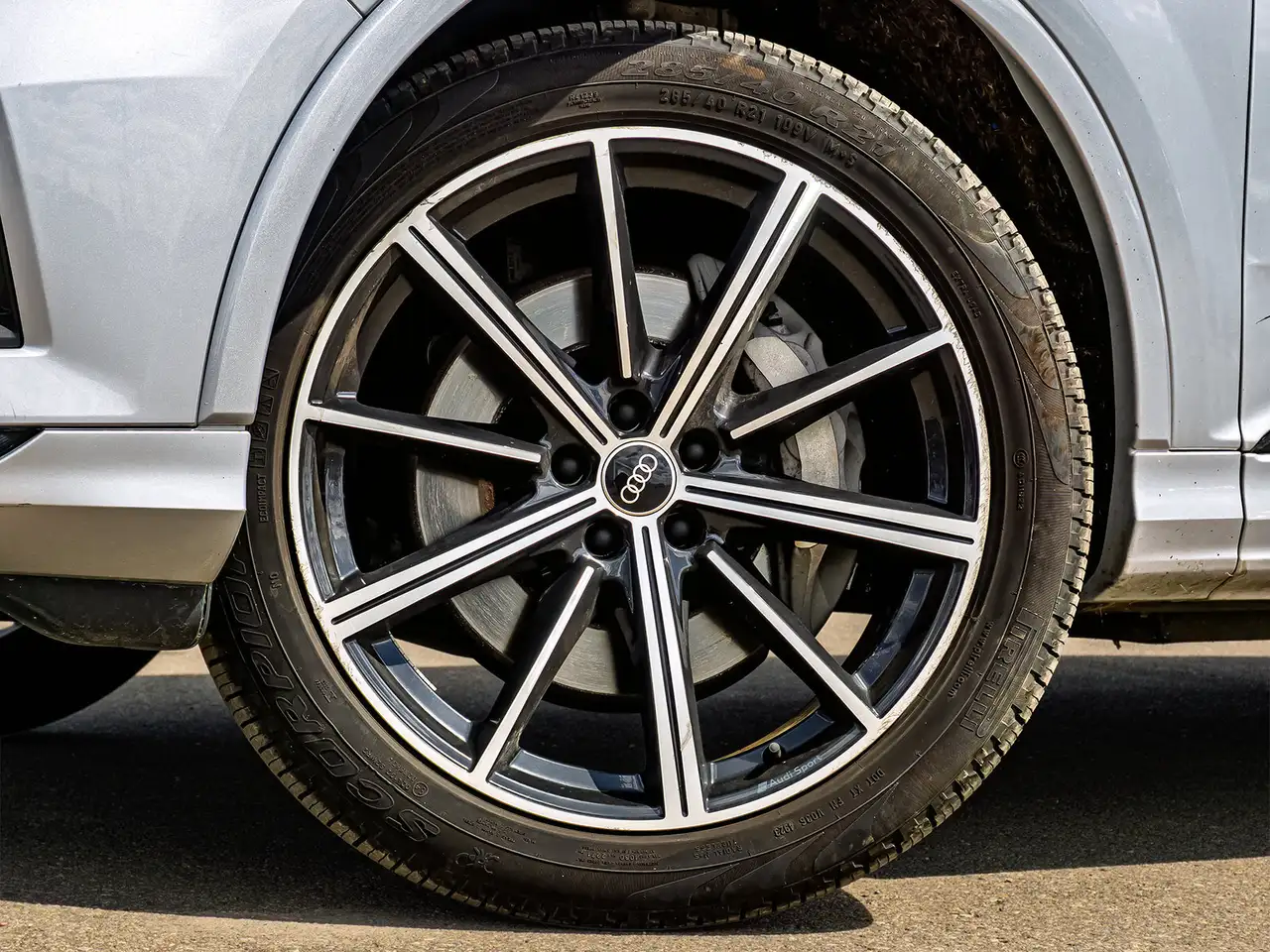 Audi Q7 снимка Audi Q7