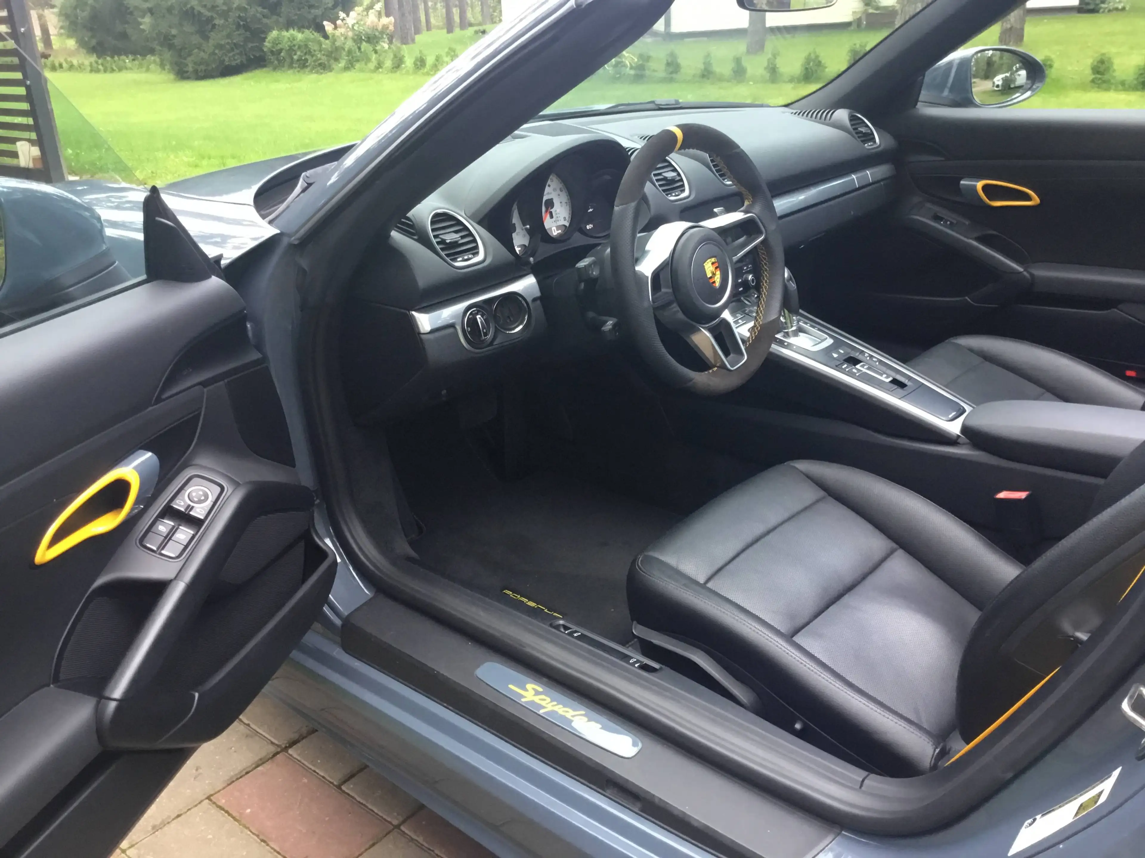 Porsche 718 Boxster 2.0 Turbo 300 cv RS design — photo 13