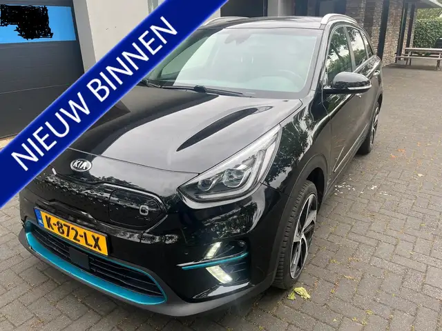 Kia e-Niro ExecutiveLine 64 kWh AIRCO I 3 FASEN OPLADER I LED