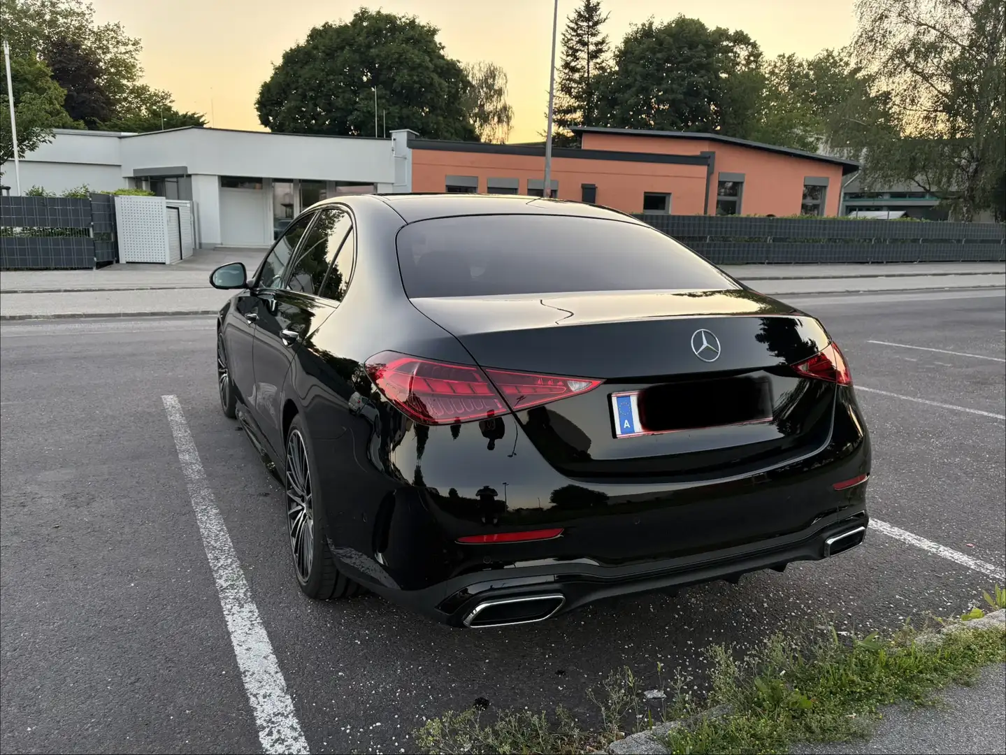 Mercedes-Benz C 200 Panoramadach, Standheizung & Kühlung,4xSitzheizung Schwarz - 2