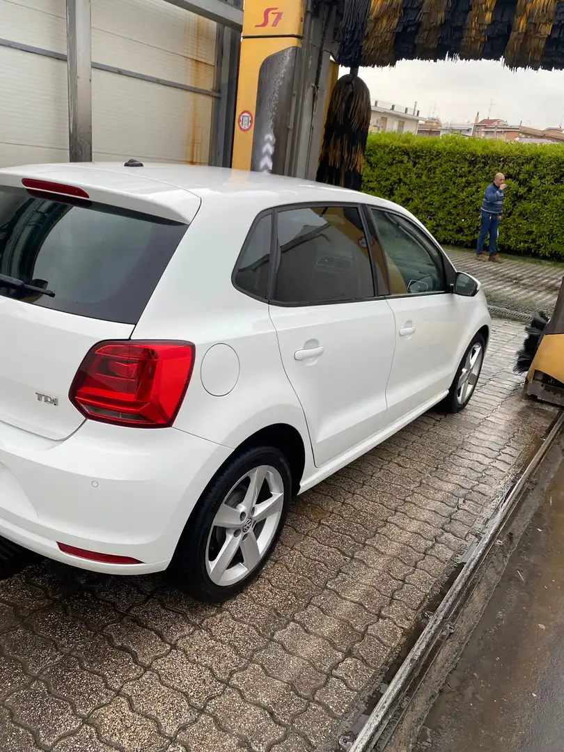 Volkswagen Polo Polo V 2014 5p 1.4 tdi Trendline 75cv Bianco - 2