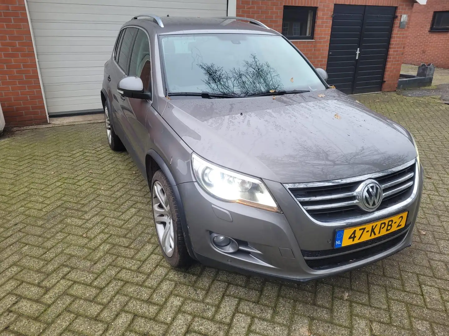 Volkswagen Tiguan 1.4 TSI Sport&Style Xenon | Trekhaak | Tekst lezen Grau - 2