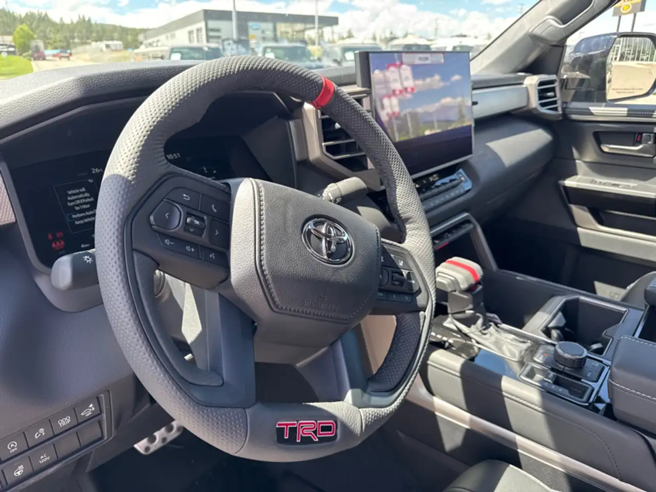 Toyota Tundra снимка Toyota Tundra
