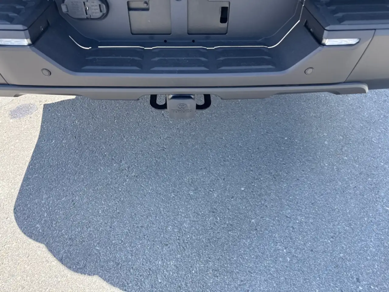 Toyota Tundra снимка Toyota Tundra
