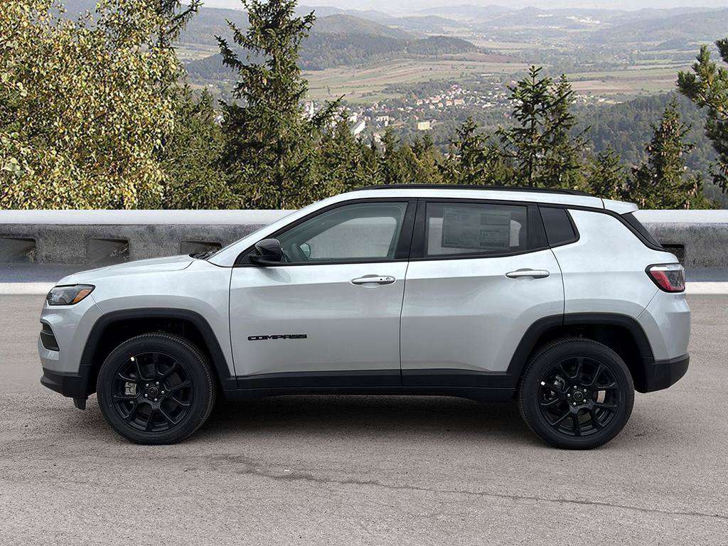 2026 Jeep Compass North — photo 2