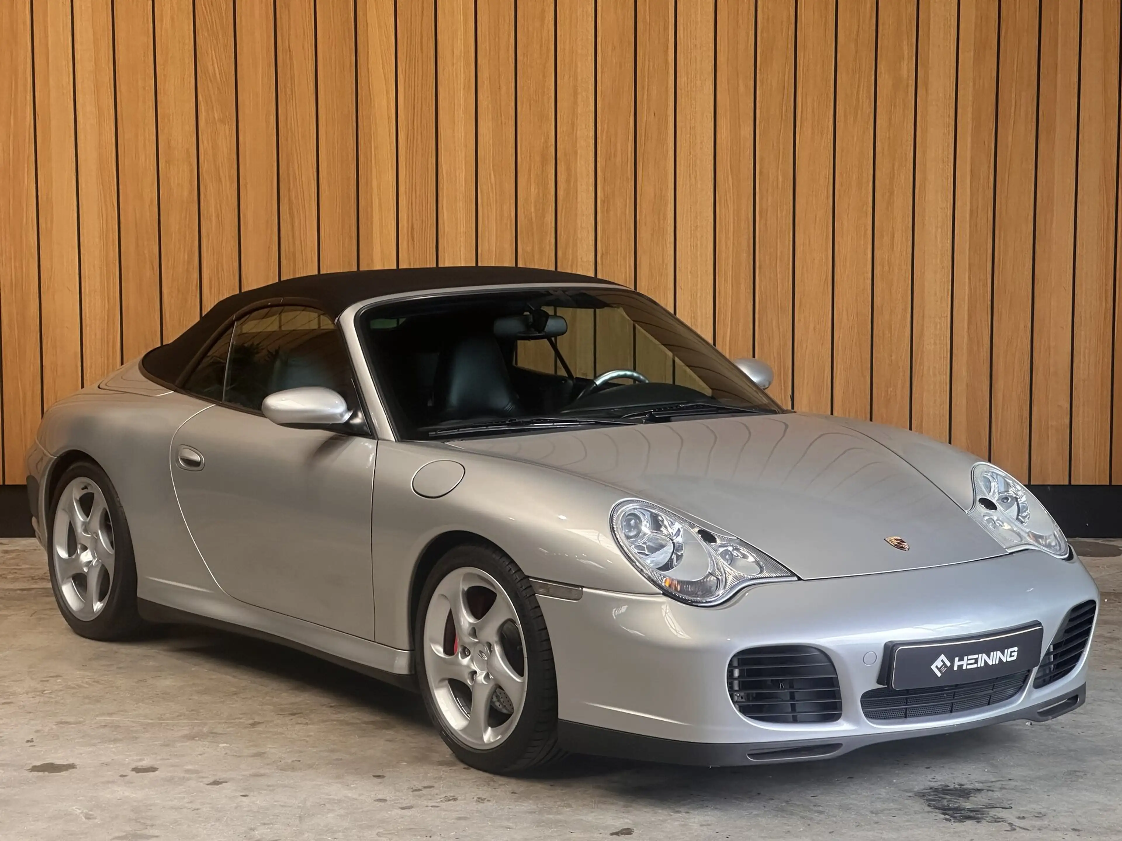 Porsche 911 Cabrio 3.6 Carrera 4S — photo 5