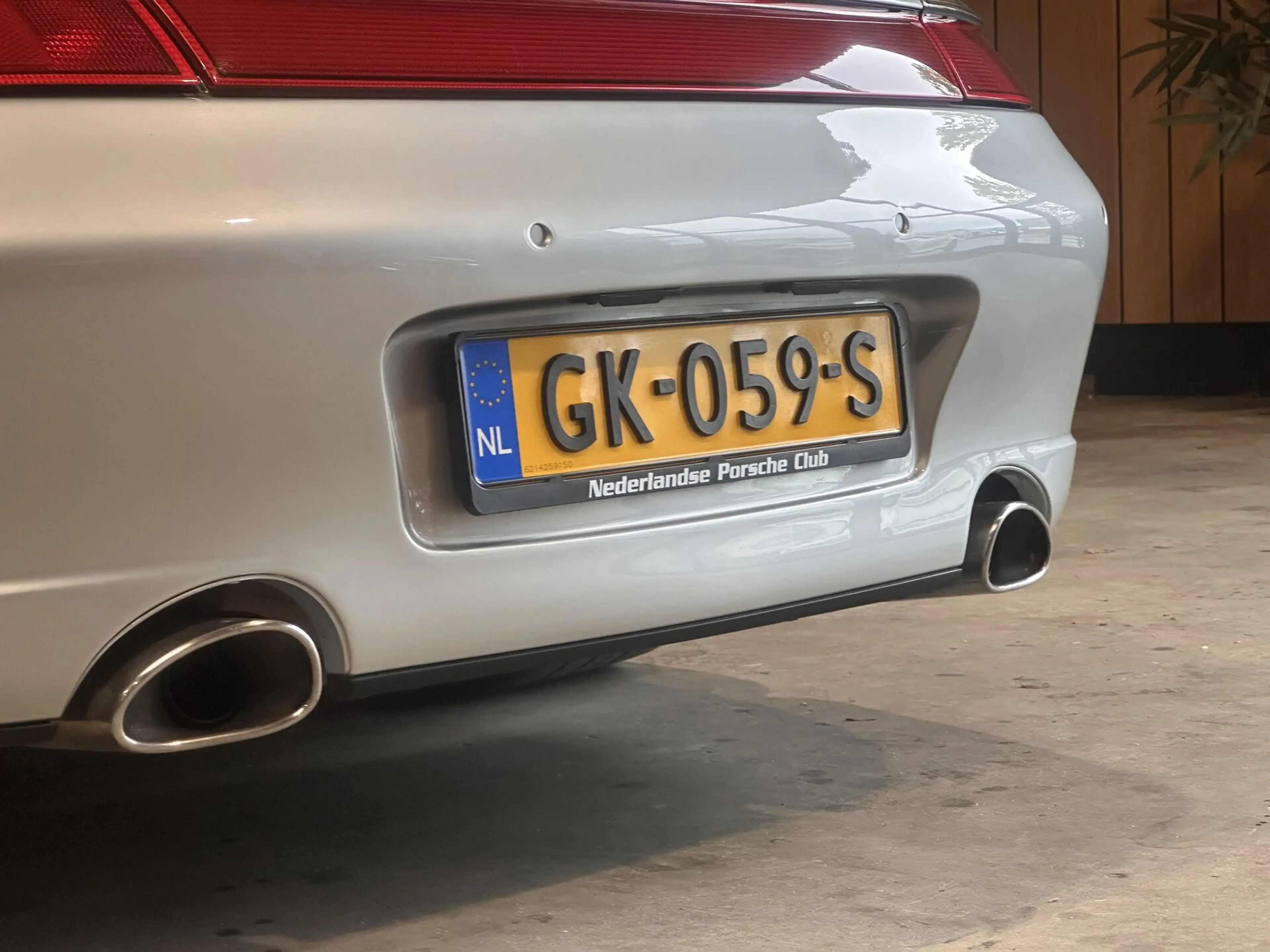 Porsche 911 Cabrio 3.6 Carrera 4S — photo 33