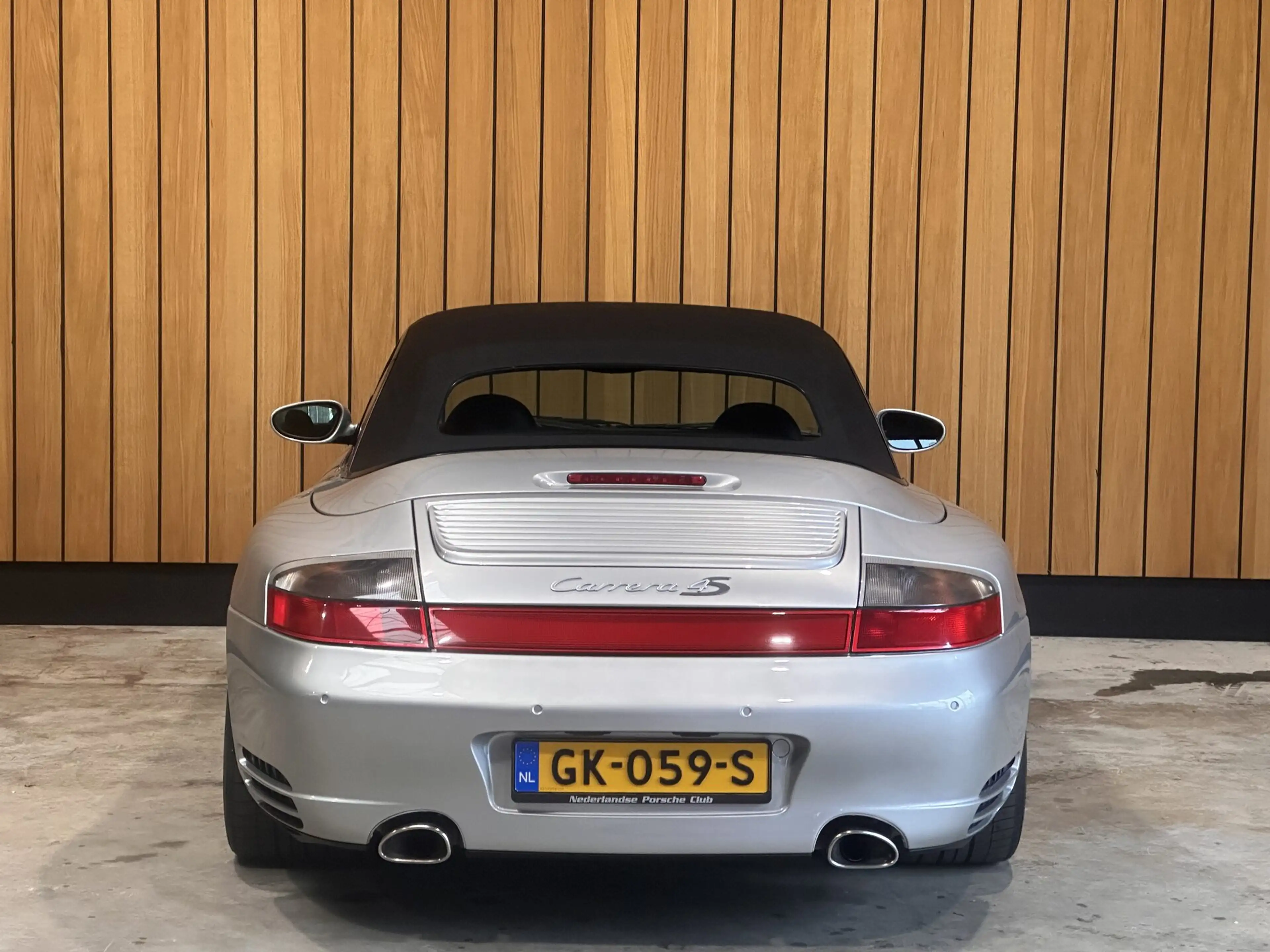 Porsche 911 Cabrio 3.6 Carrera 4S — photo 10