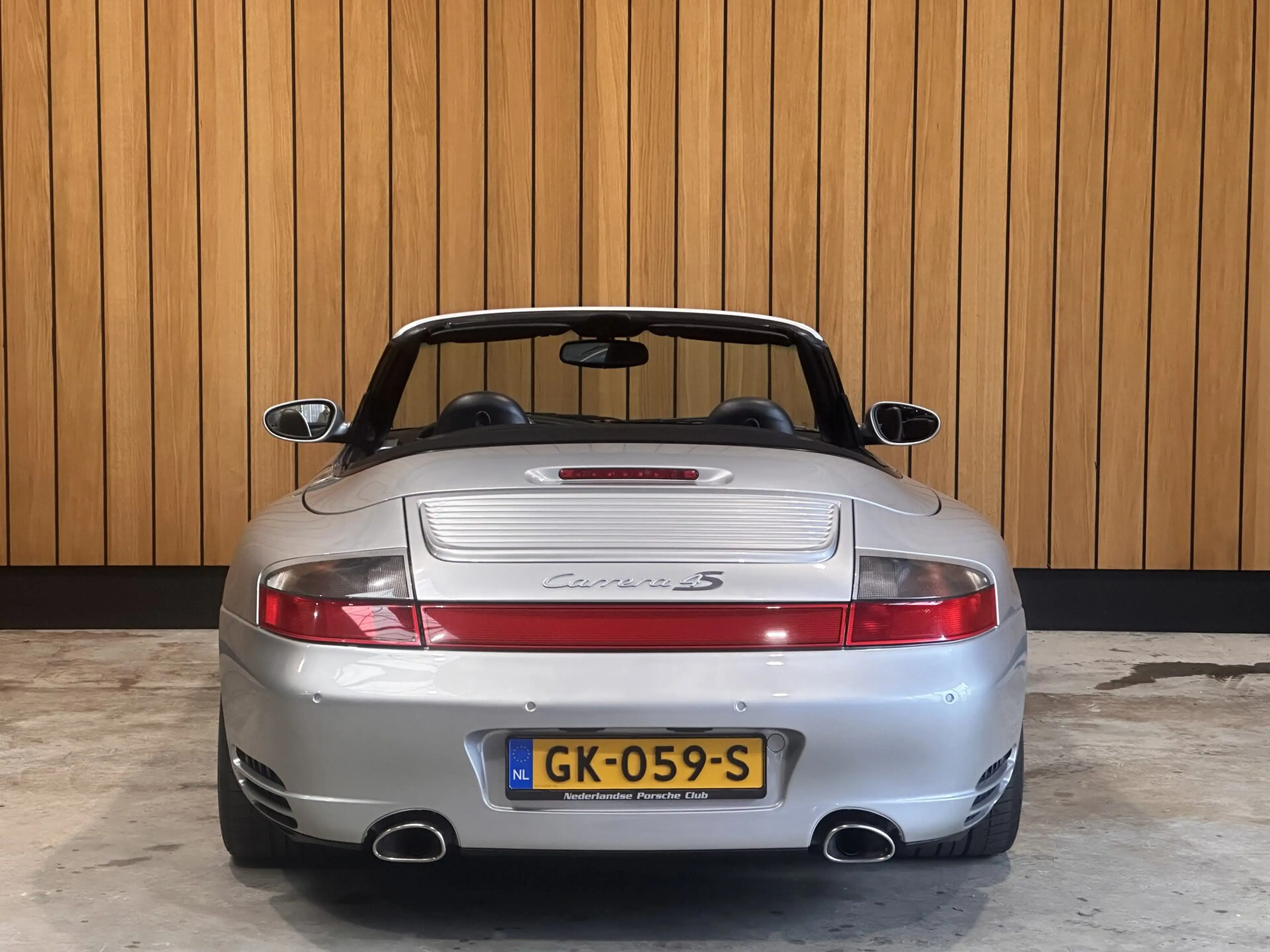 Porsche 911 Cabrio 3.6 Carrera 4S — photo 9