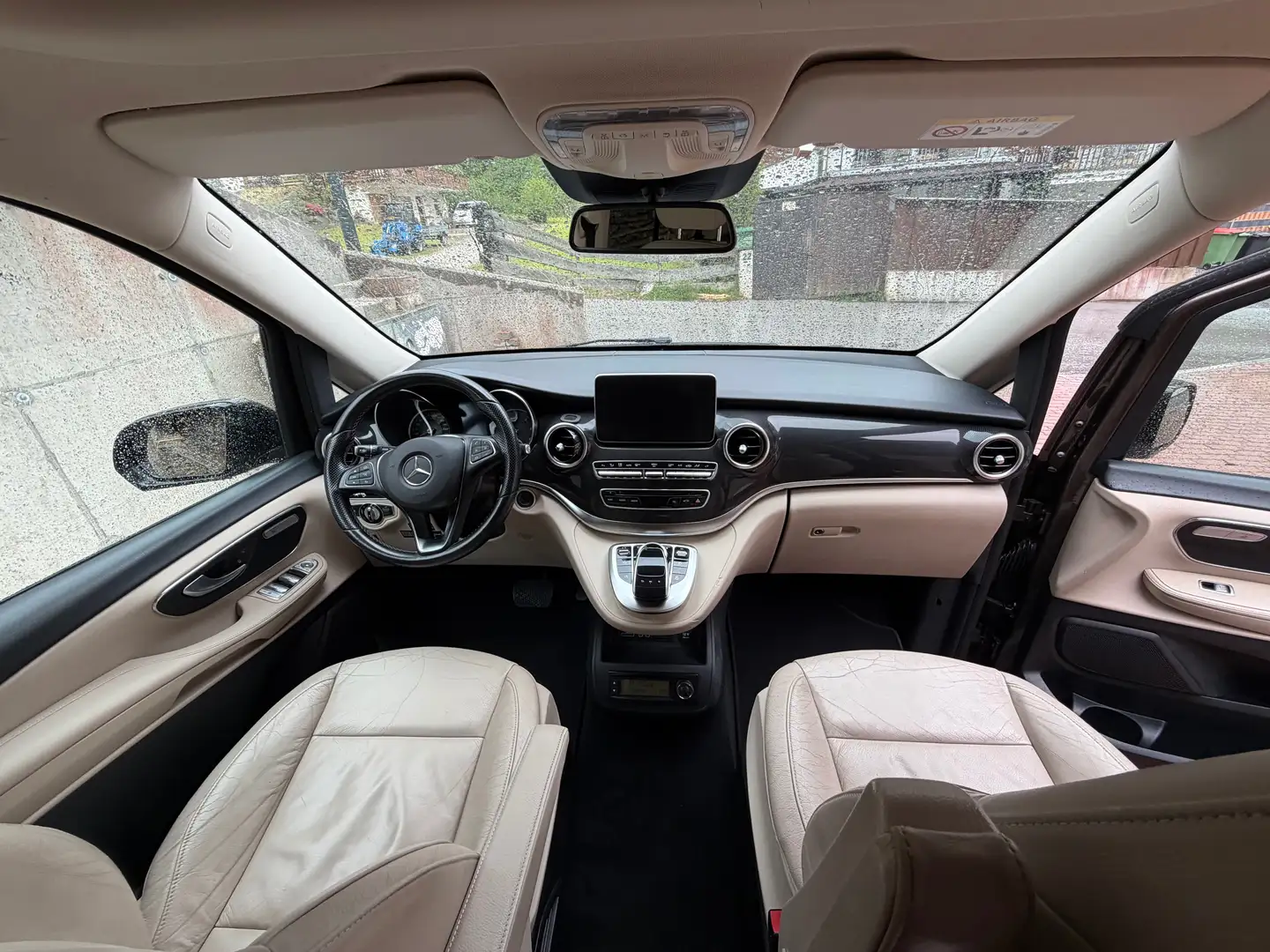 Mercedes-Benz Marco Polo Marco Polo 250 d lang 4MATIC Aut. Braun - 2