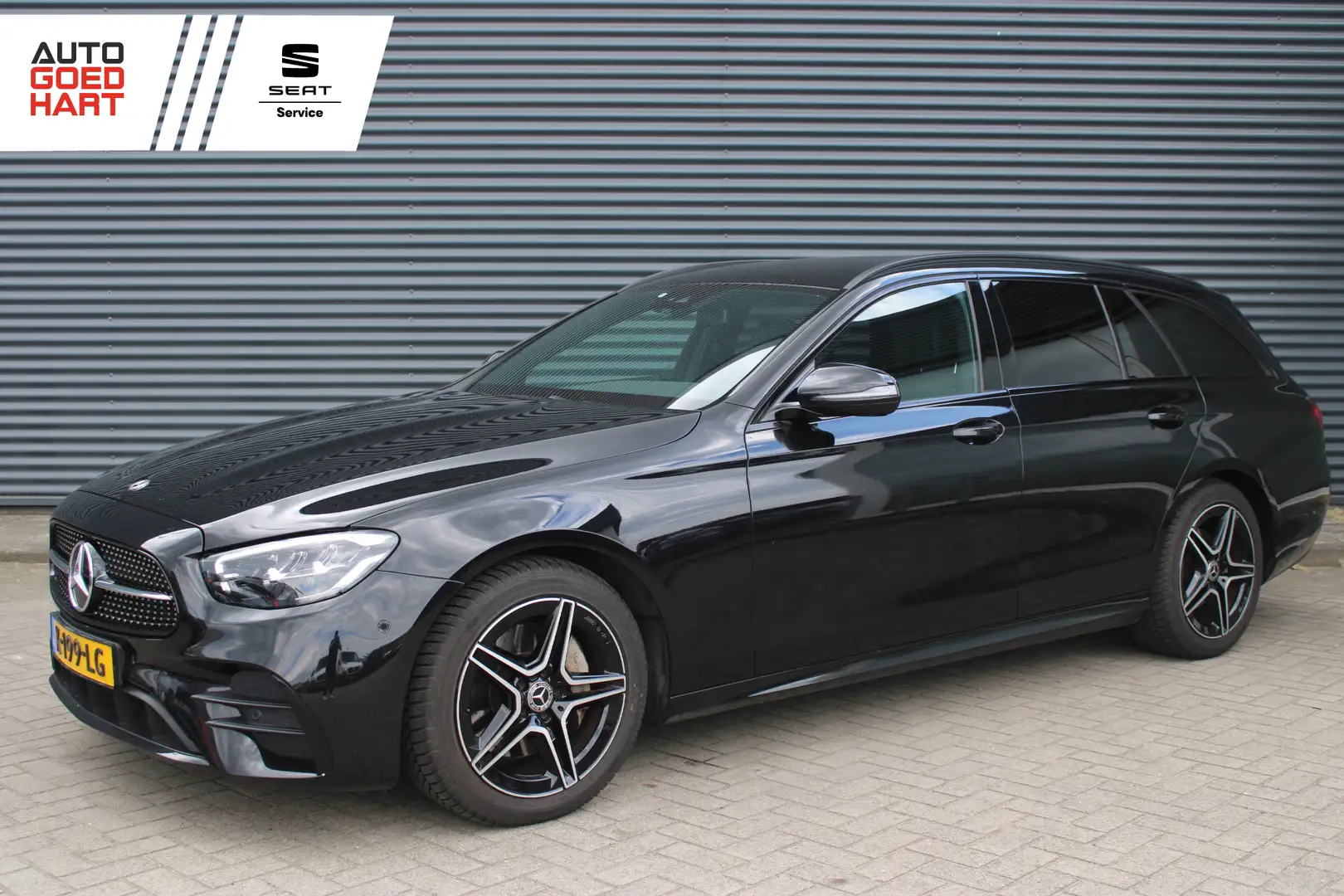 Mercedes-Benz E 200 Estate Business Solution AMG Trekhaak Leder Sfeerv Zwart - 1