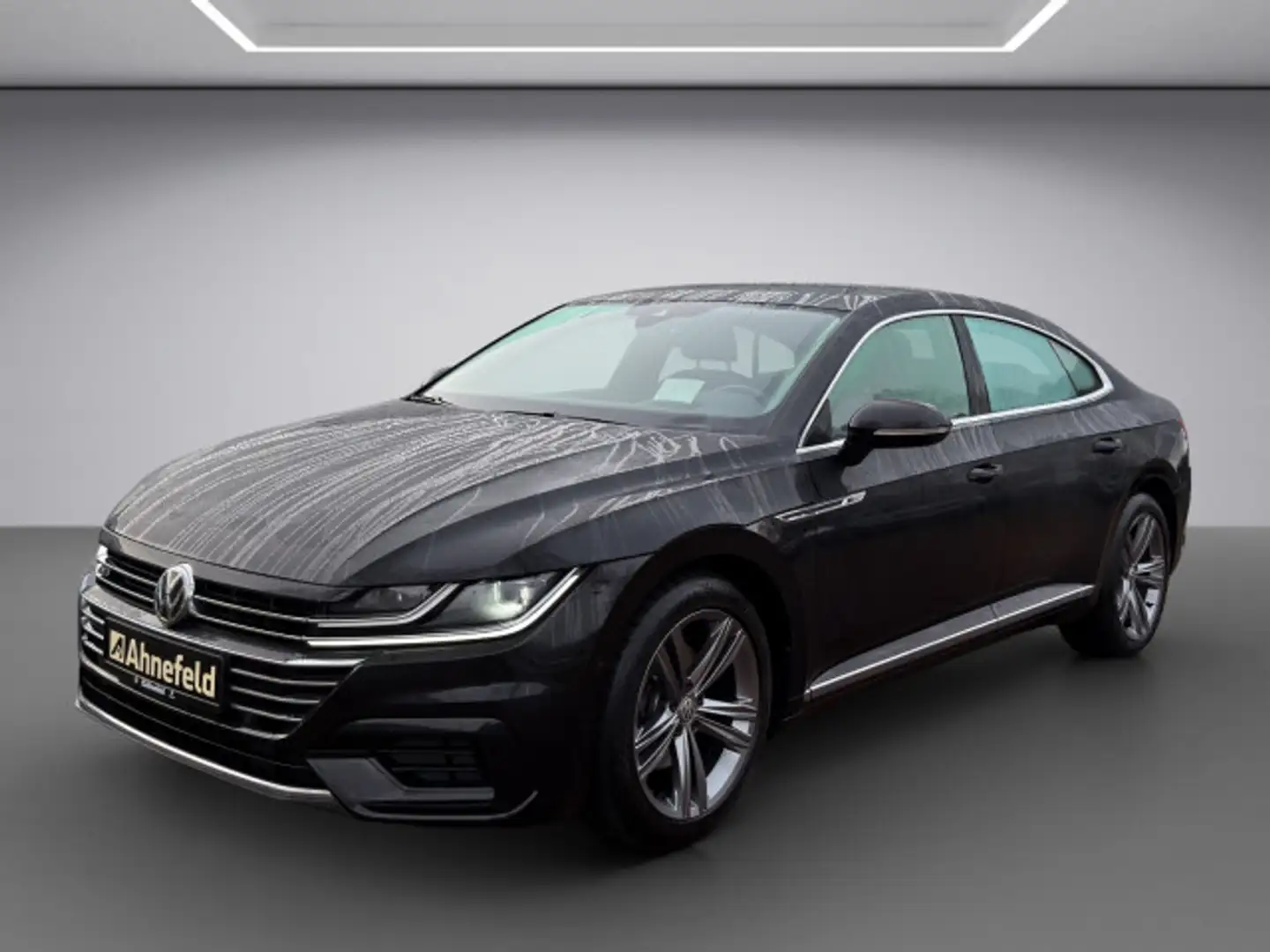Volkswagen Arteon 2.0 TDI R-Line DSG Fekete - 2