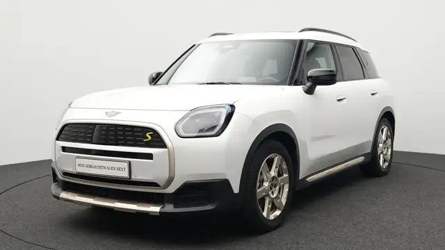 MINI Countryman SE All4 Favoured Trim