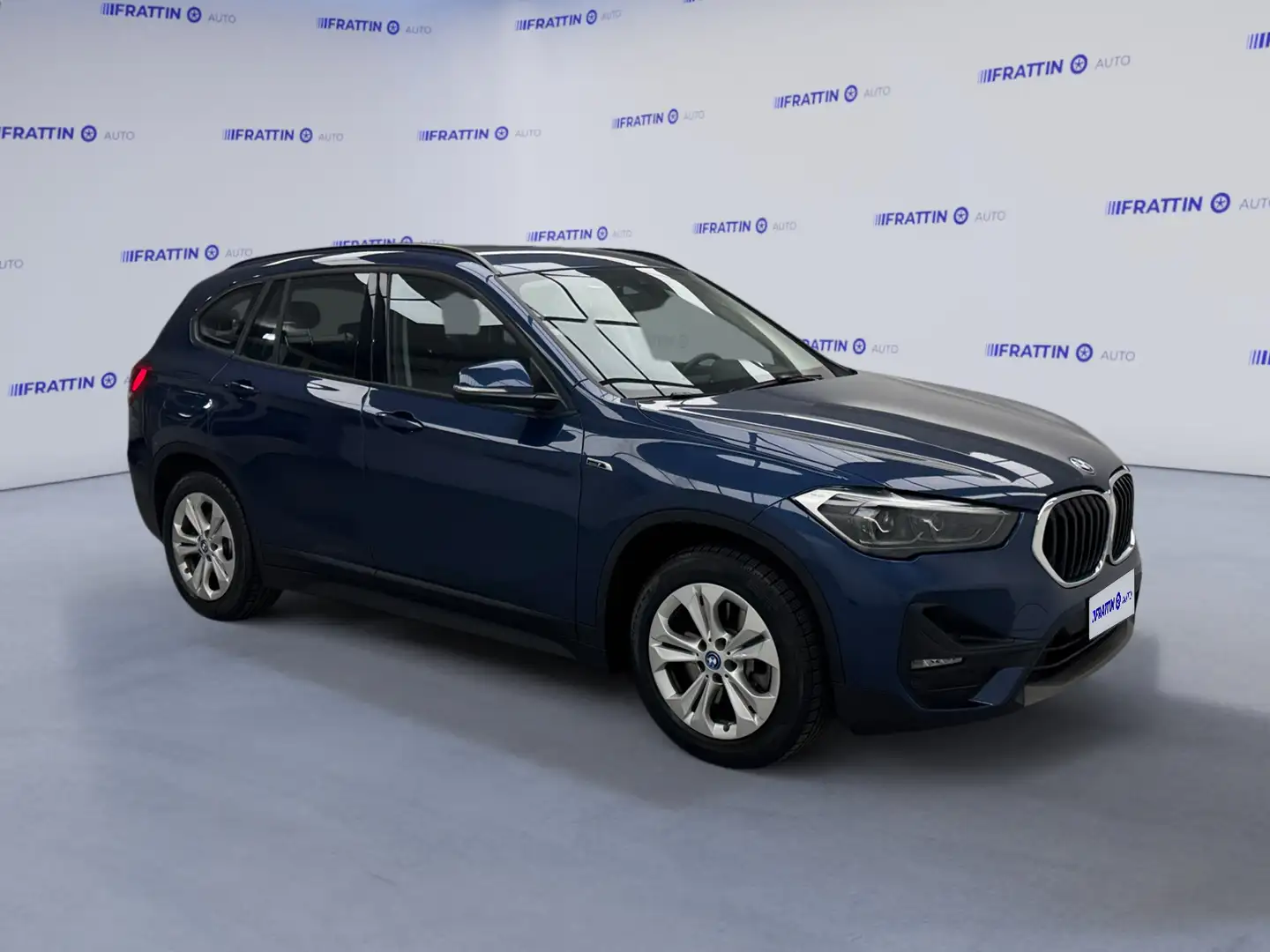 BMW X1 xDrive25e Business Advantage Bleu - 2