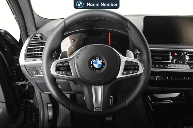 BMW X3 view 9