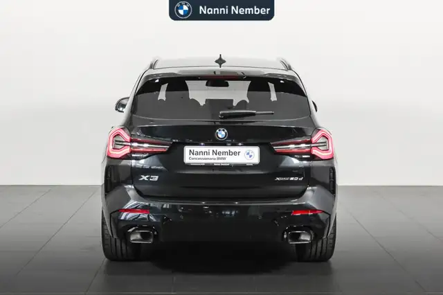 BMW X3 view 4