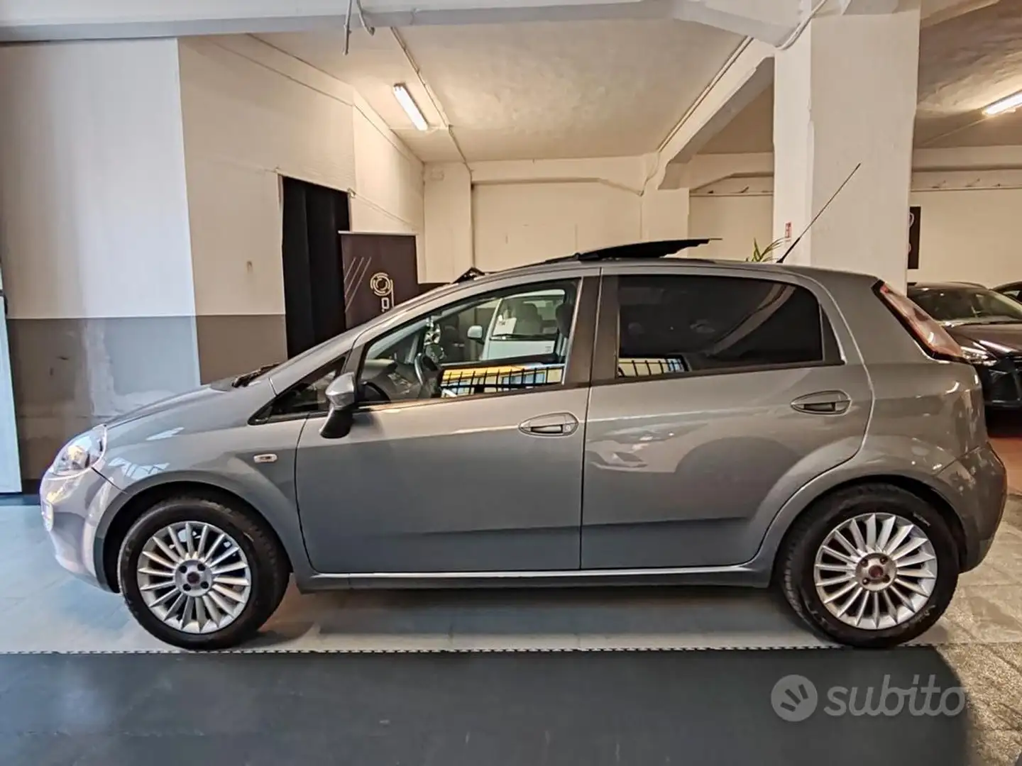 Fiat Grande Punto Grande Punto 1.4 Actual easypower Gpl 77cv 5p Grigio - 2