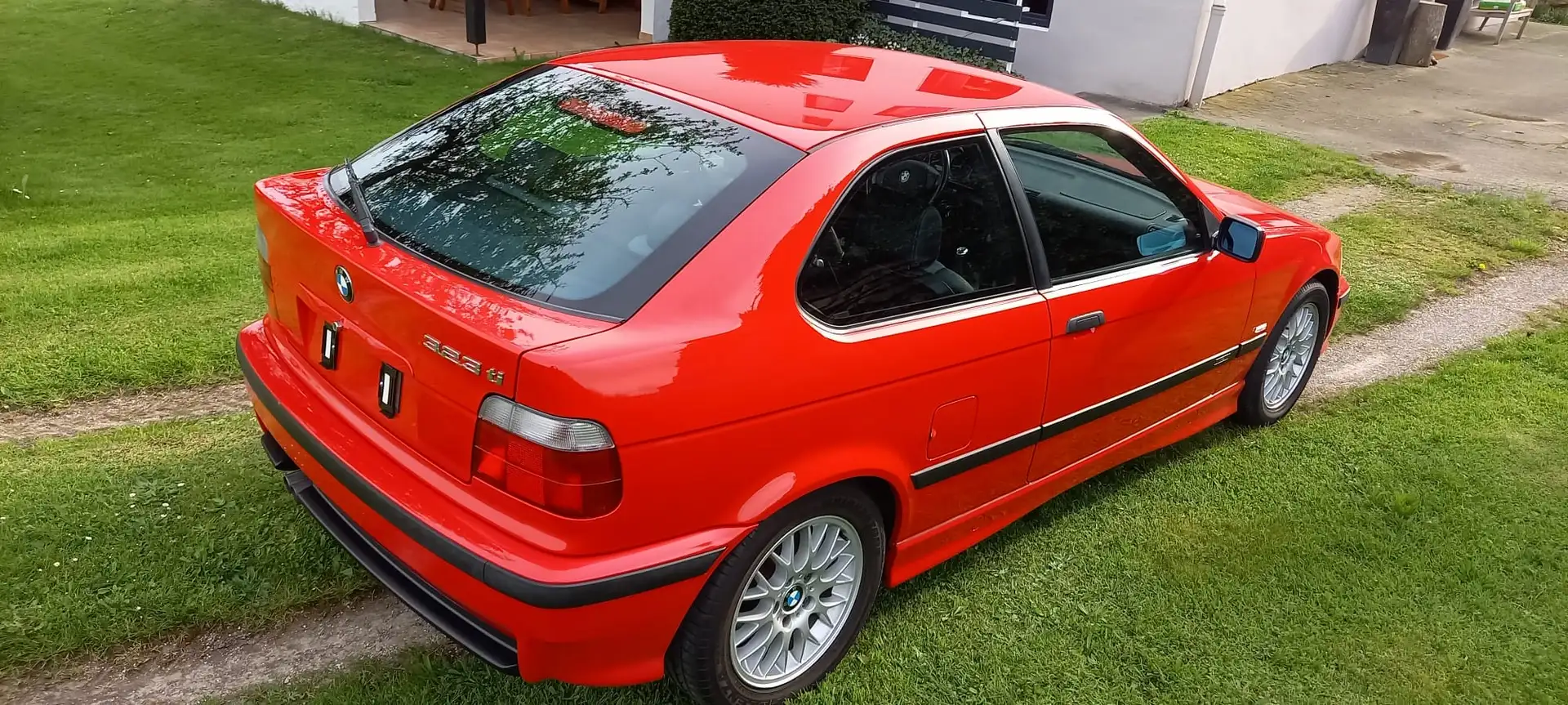 BMW 323 ti Compact - 2